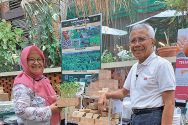 Pendiri FAMO, Donor Rahayu dan Soeparwan Soeleman