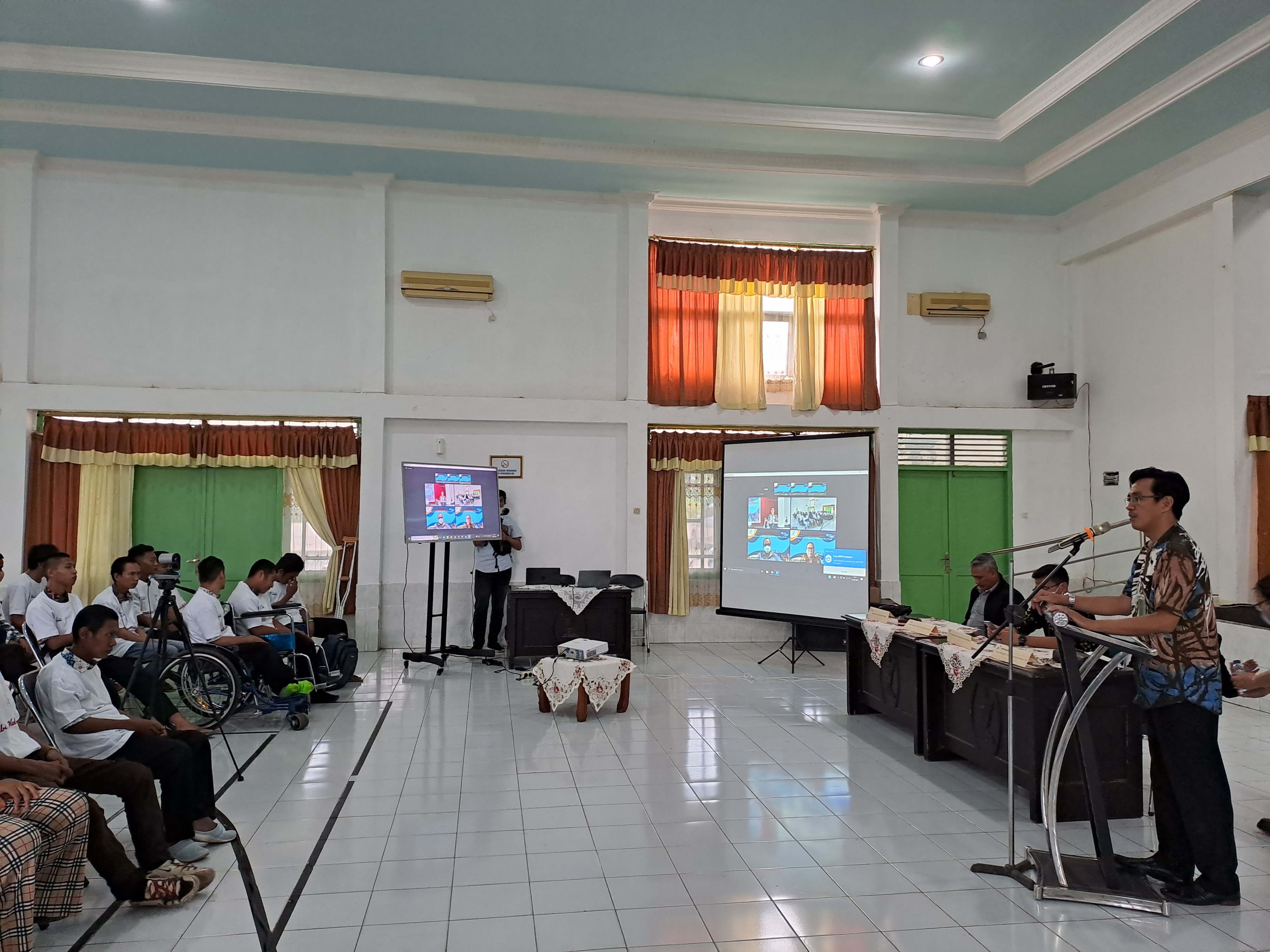 Pelatihan ketrampilan bagi penyandang disabilitas di Palembang, Sumsel.