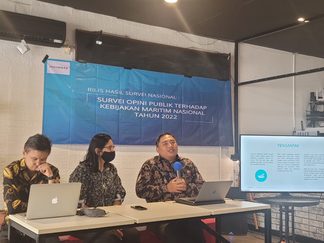  Lembaga Survei Indodata bekerja sama dengan International Sea Port Exhibition and Conference (ISPEC) mengumumkan hasil survei.