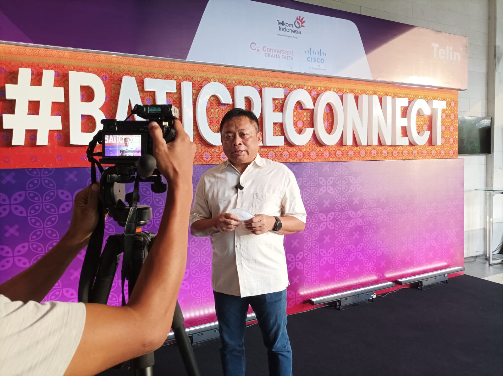 Dirut Telkom Ririek Adriansyah