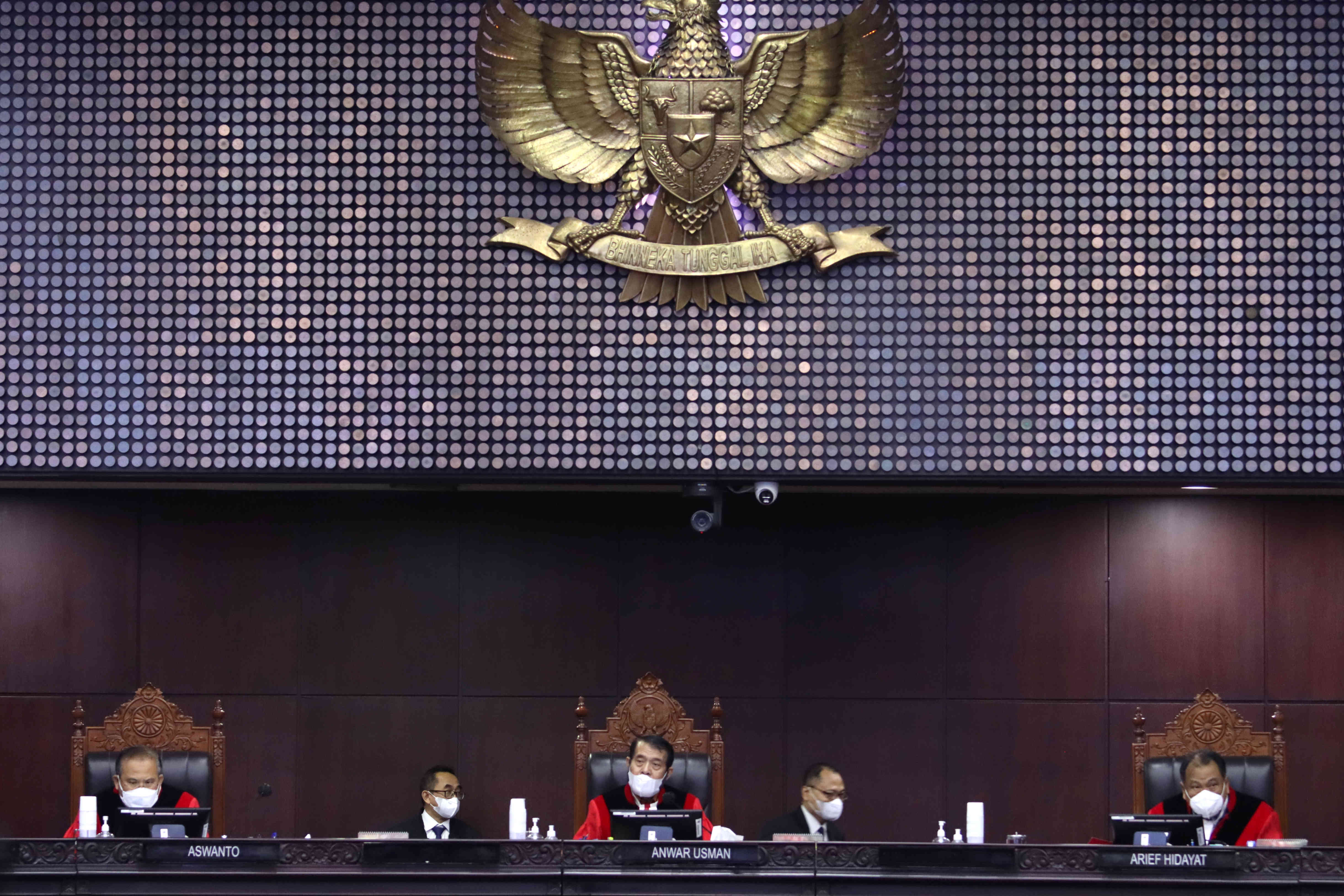 Pengemudi Ojol Gugat Penghapusan Pensiun Presiden dan pejabat Negara Lain