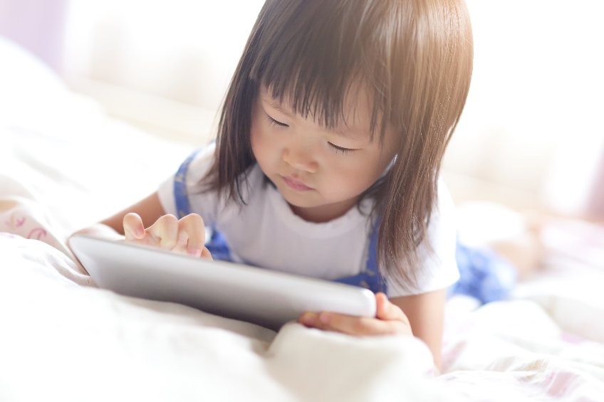 Pubertas dini telah dikaitkan dengan tingkat depresi dan kecemasan yang lebih tinggi sepanjang hidup, dan bahkan kanker payudara dan rahim.