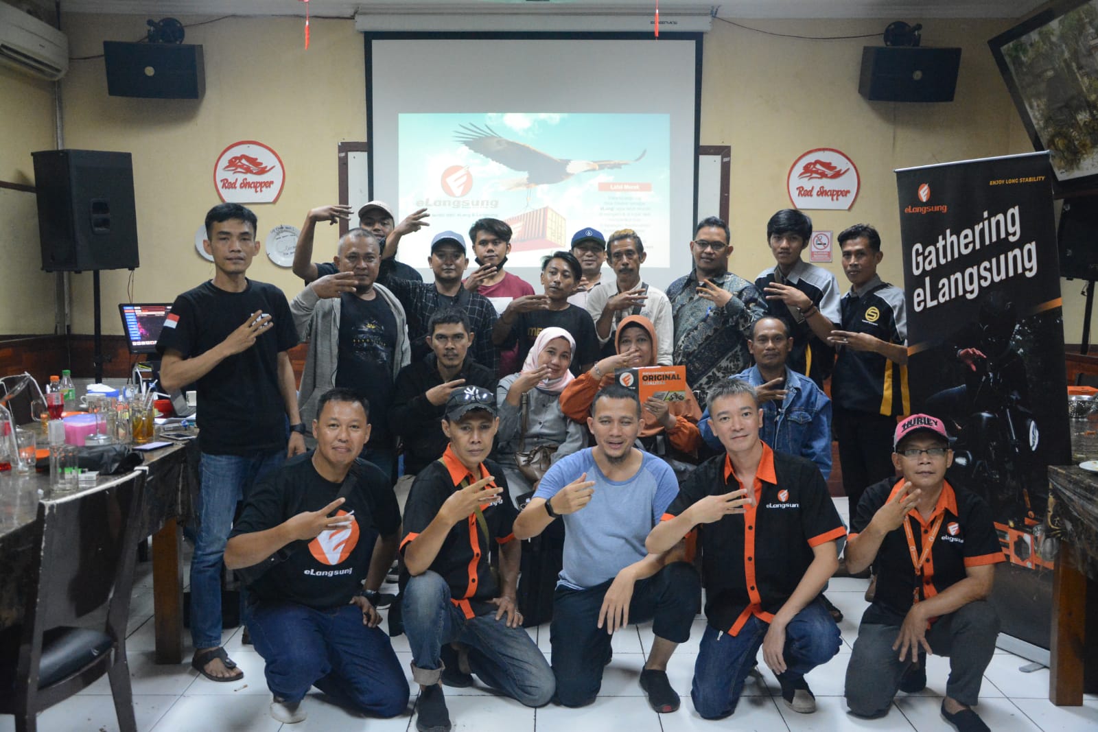 Gathering dan edukasi eLangsung terhadap pemilik bengkel