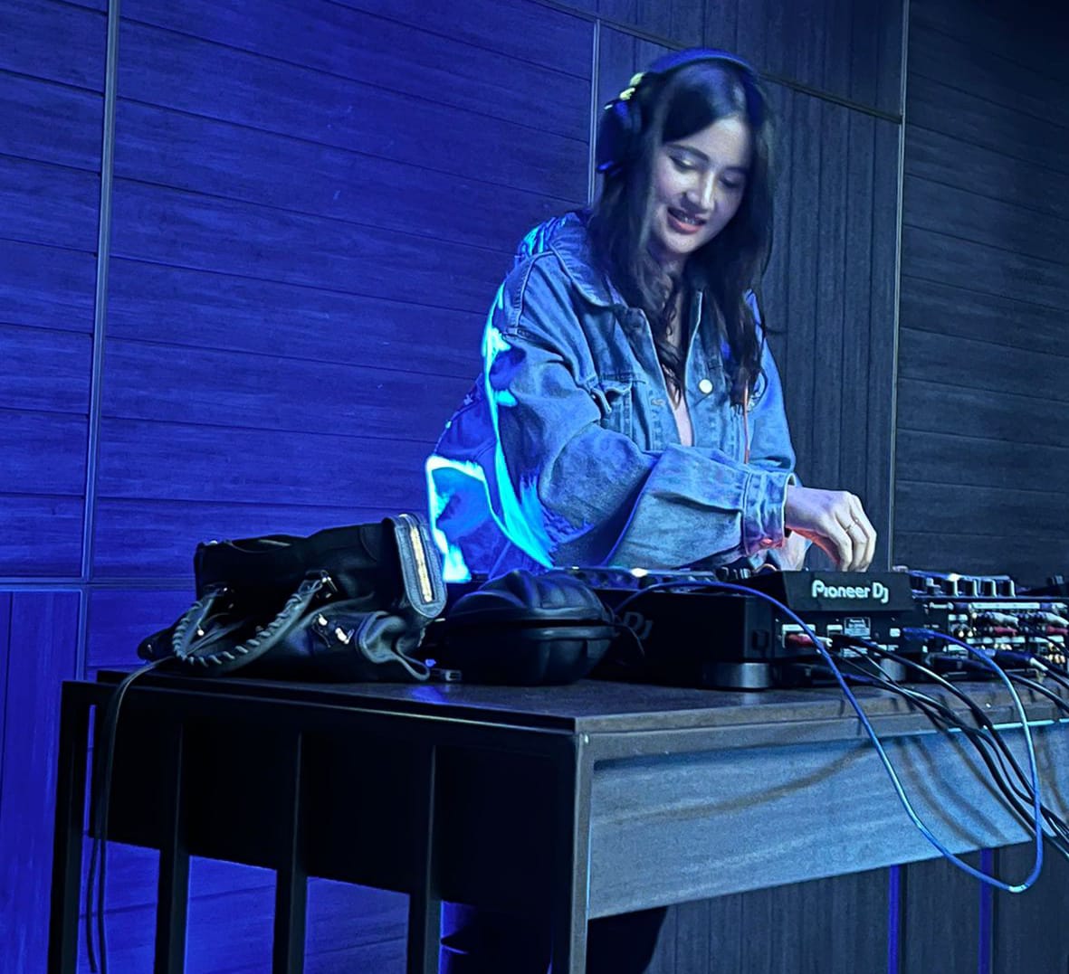 DJ Adinda Marsdya sukses gelar konser di Semarang, Rabu (28/9/2022) malam.