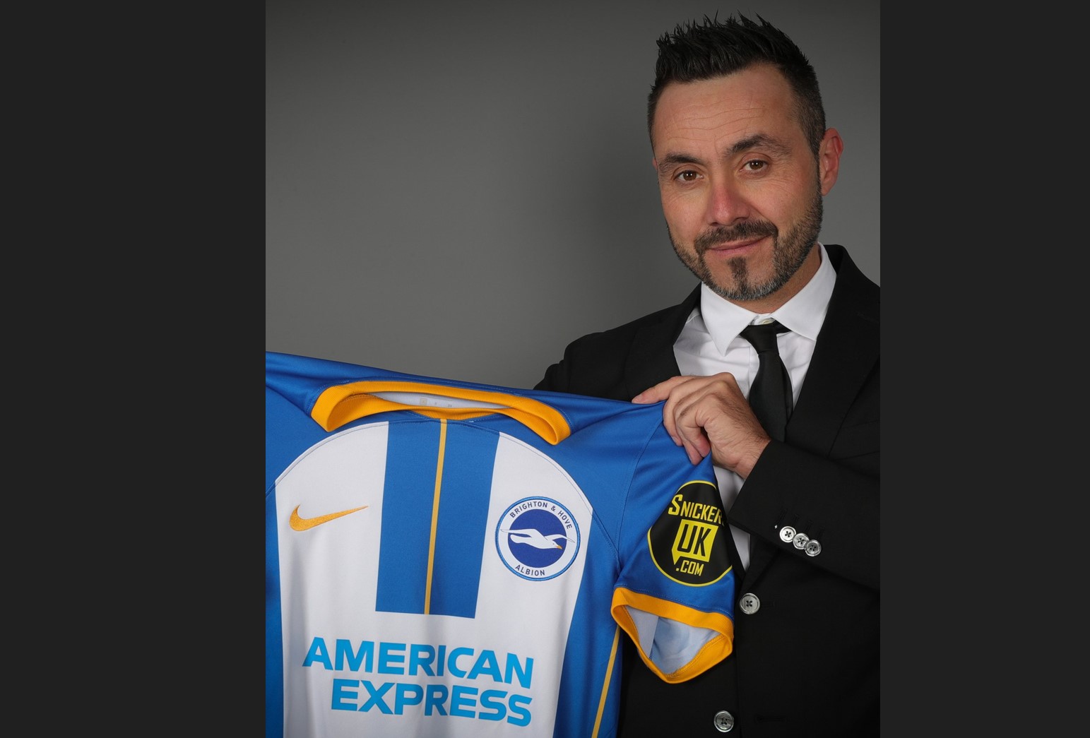 Manajer Brighton and Hove Albion Roberto De Zerbi