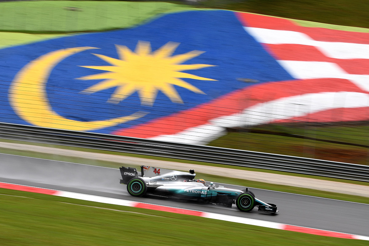 Balapan Formula 1 di Sirkuit Sepang, Malaysia.
