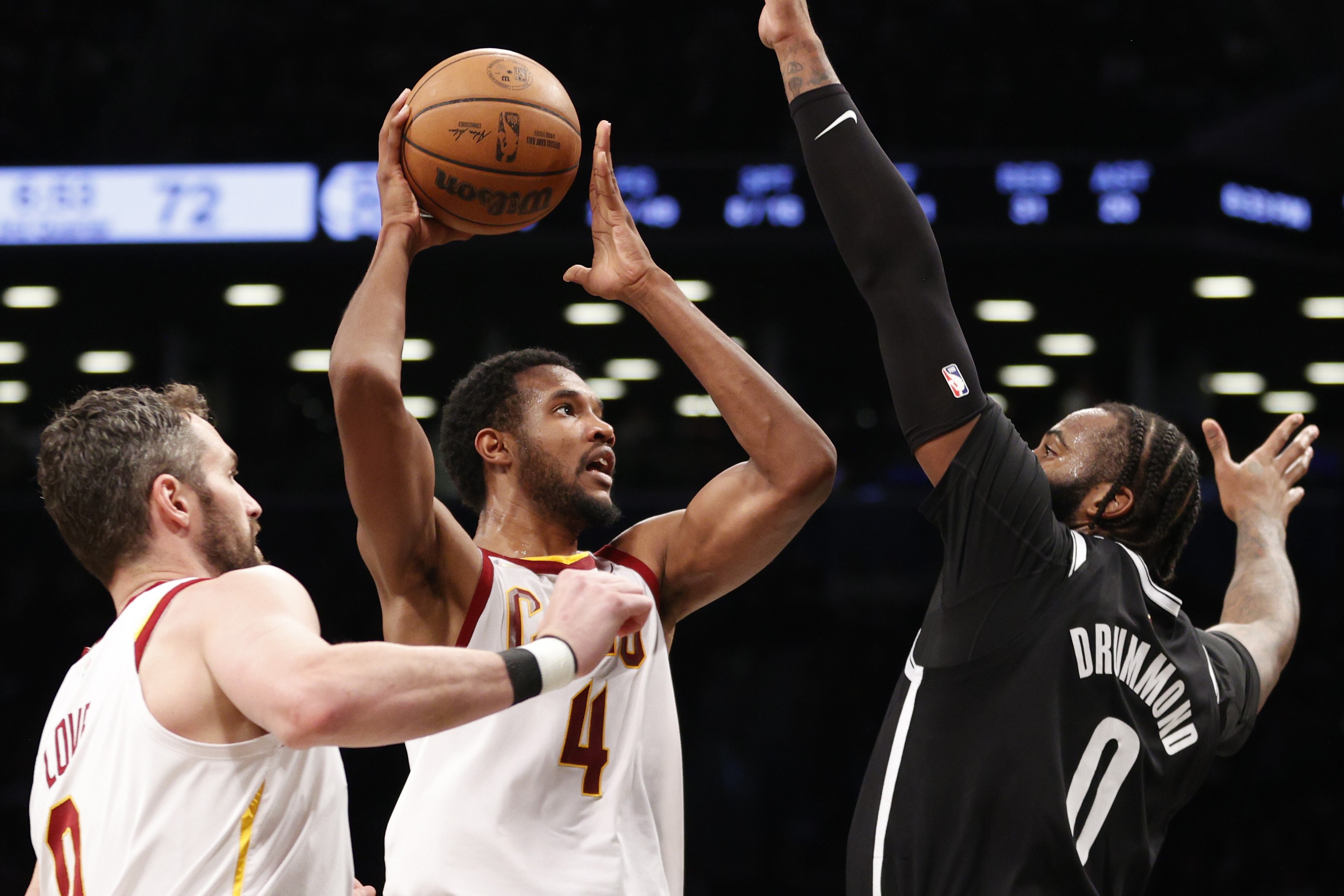 Pebasket Cleveland Cavaliers saat bertarung melawan Brooklyn Nets.