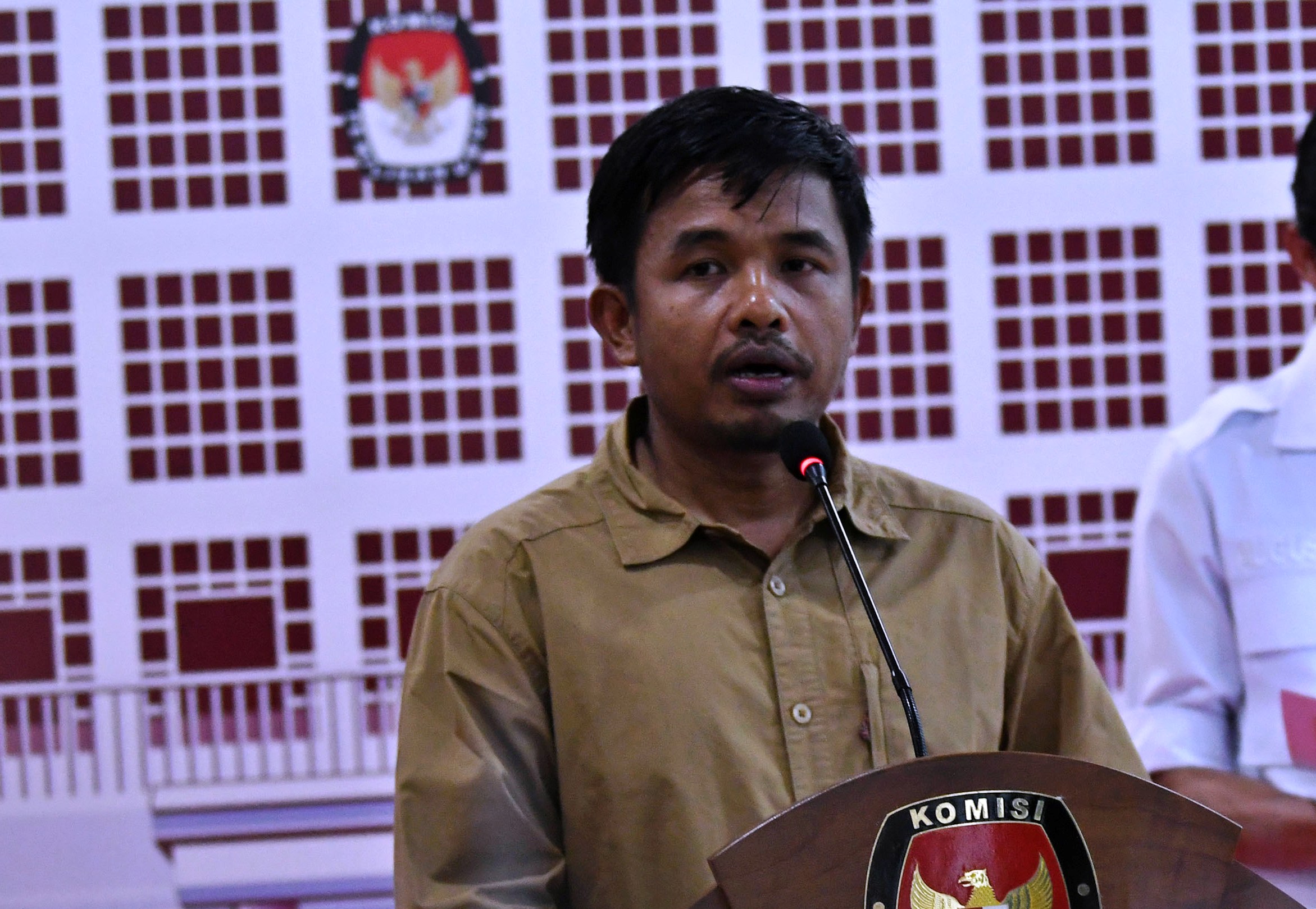 Komisioner KPU Idham Holik.