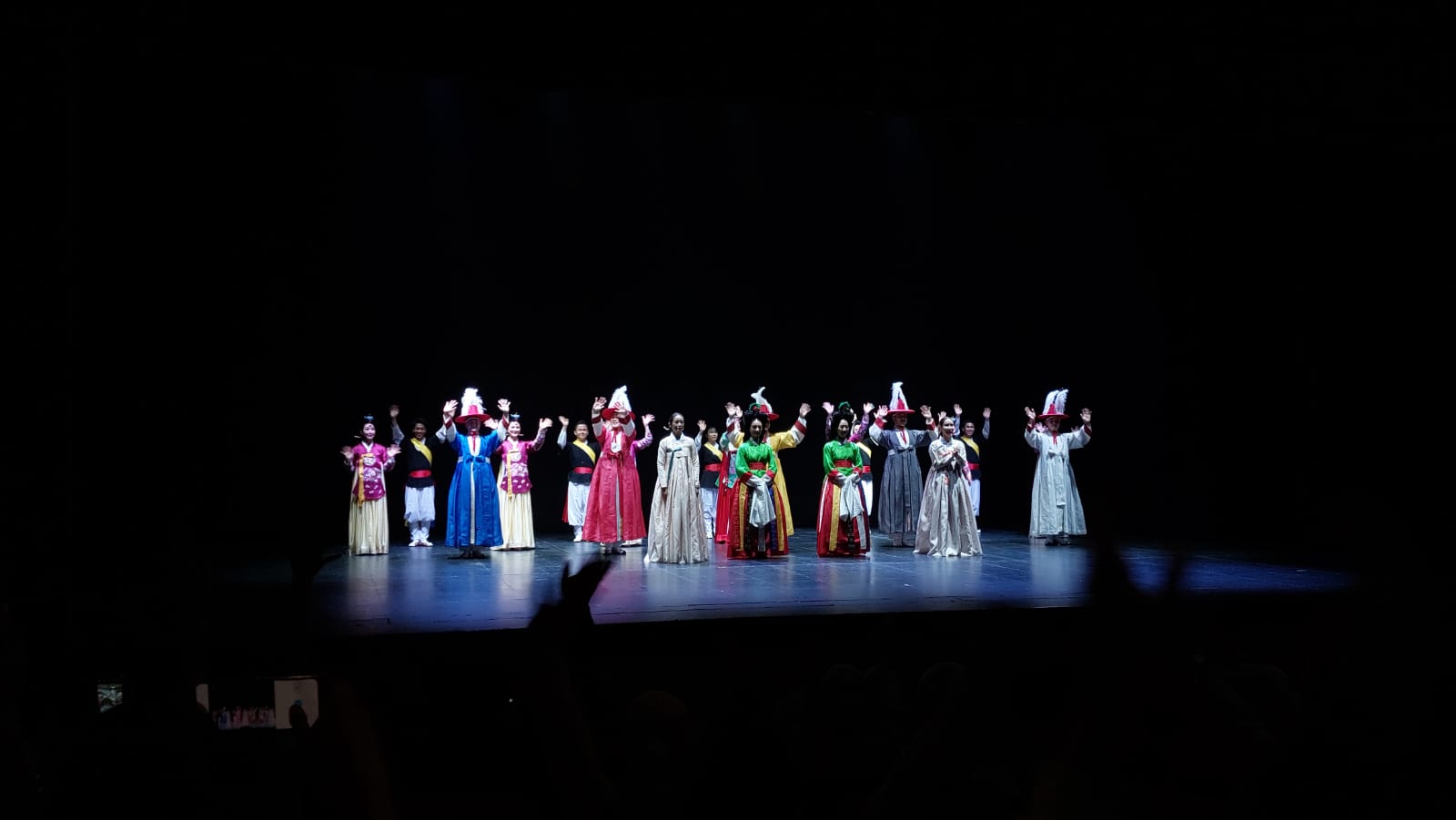 Pertunjukan lagu dan budaya Korea yang diadakan KCCI