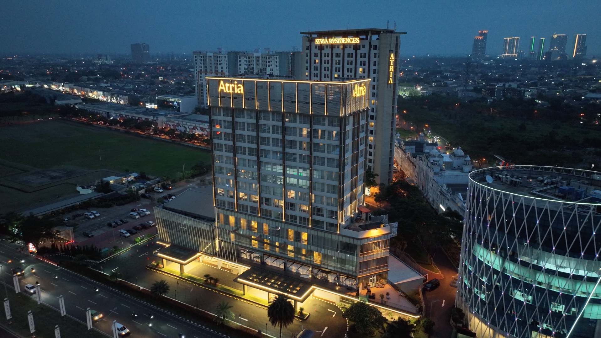 Atria Hotel Gading Serpong melakukan pembaruan secara menyeluruh untuk meningkatkan pengalaman menginap yang menyenangkan bagi seluruh tamu.