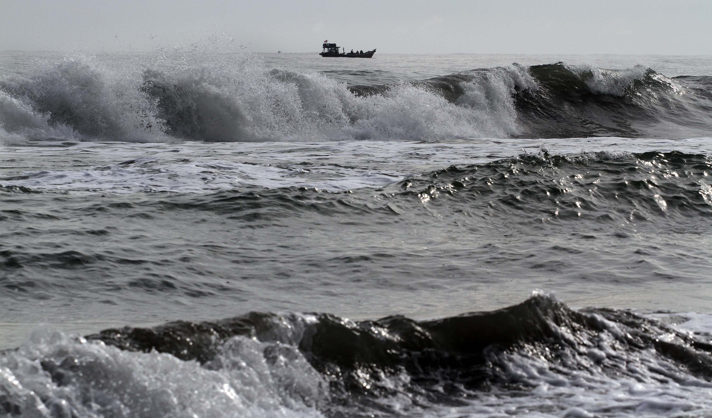BMKG: Waspadai Gelombang Tinggi Landa Laut Sawu NTT