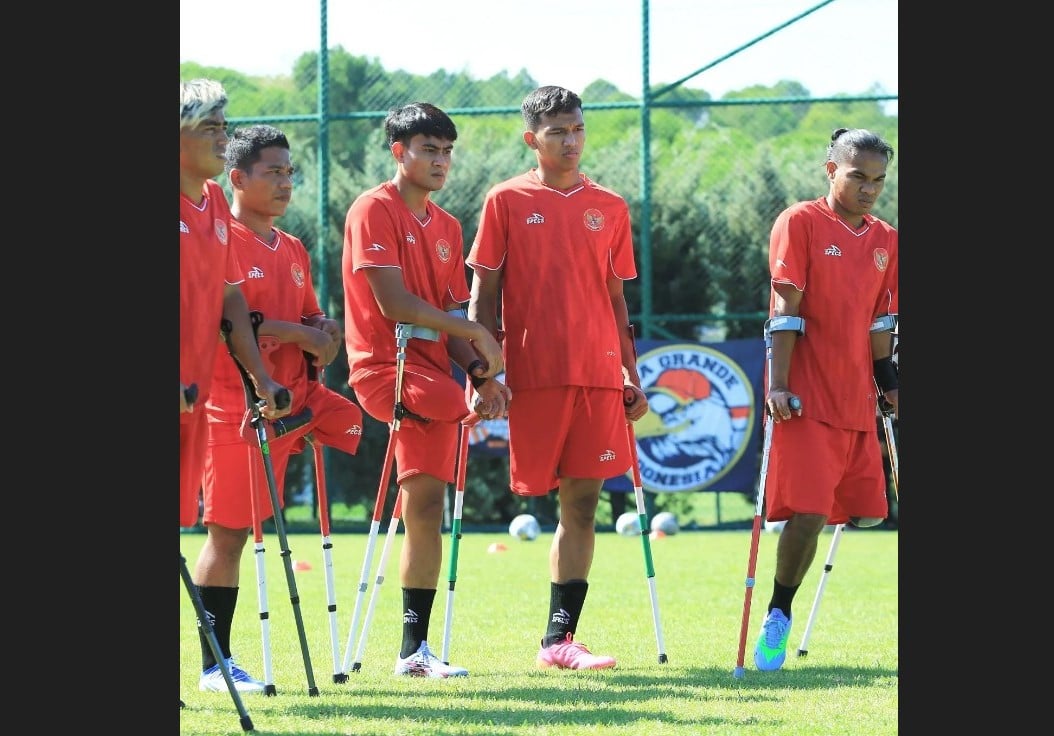 Para pemain timnas sepak bola amputasi Indonesia berlatih menjelang laga perdana Piala Dunia Amputasi melawan Argentina.