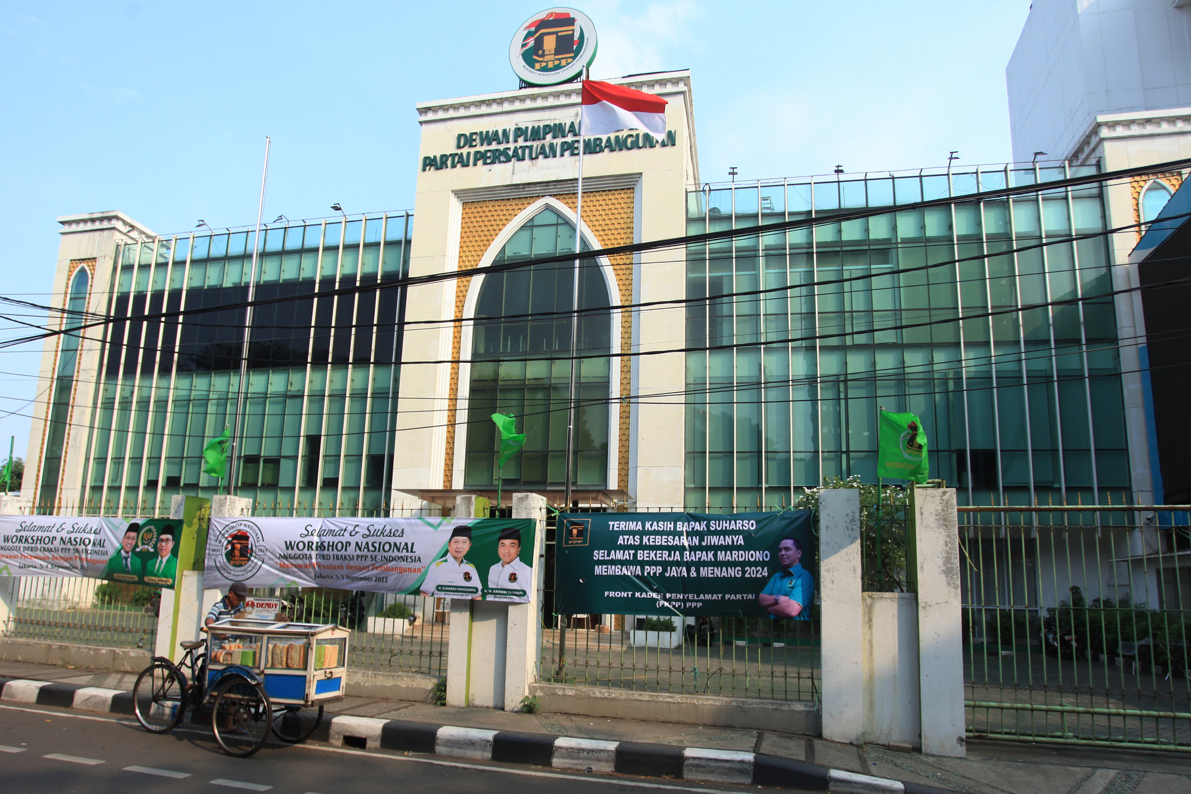 Kantor DPP Partai Persatuan Pembangunan (PPP) di Jl Diponegoro, Jakarta.