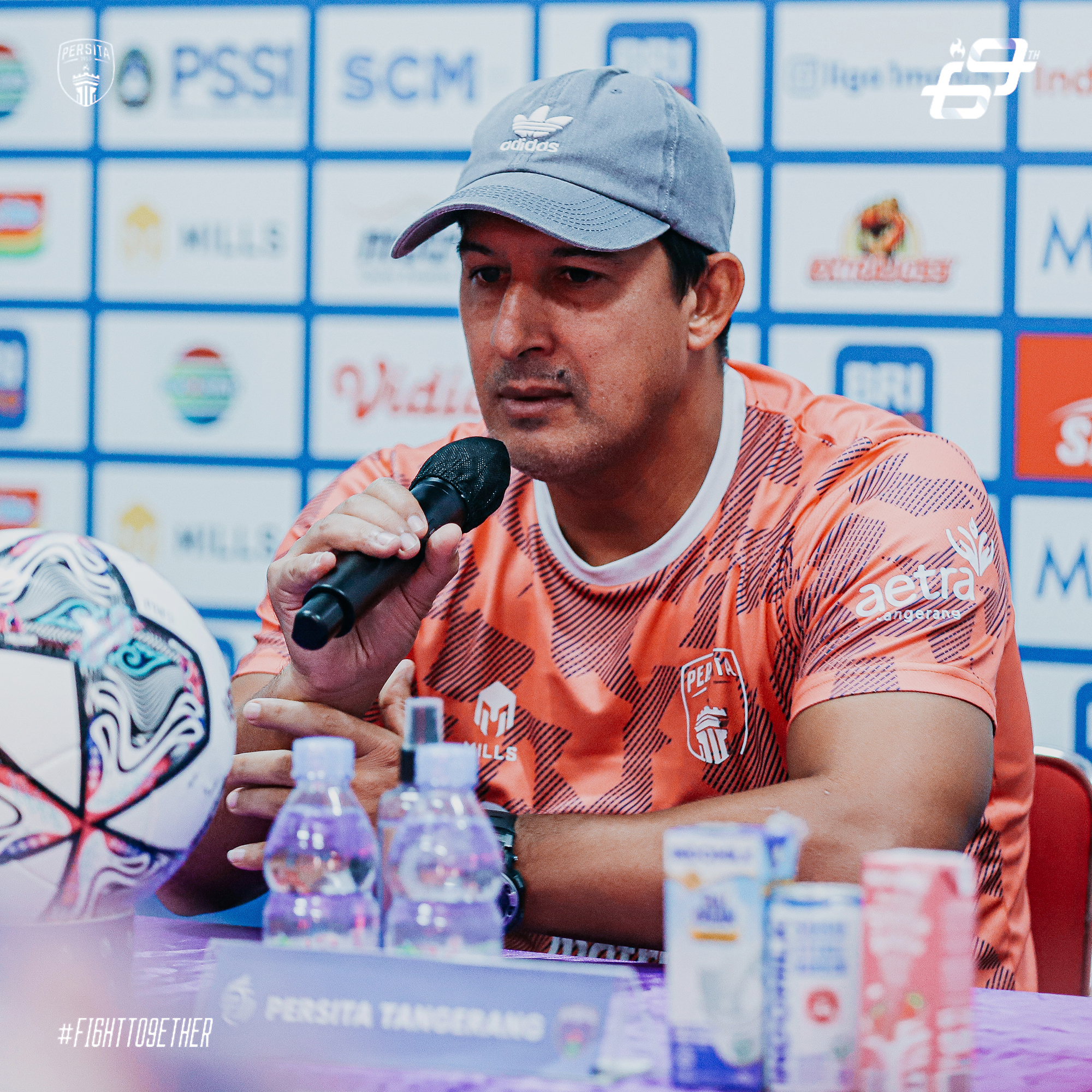 Pelatih Persita Alfredo Vera