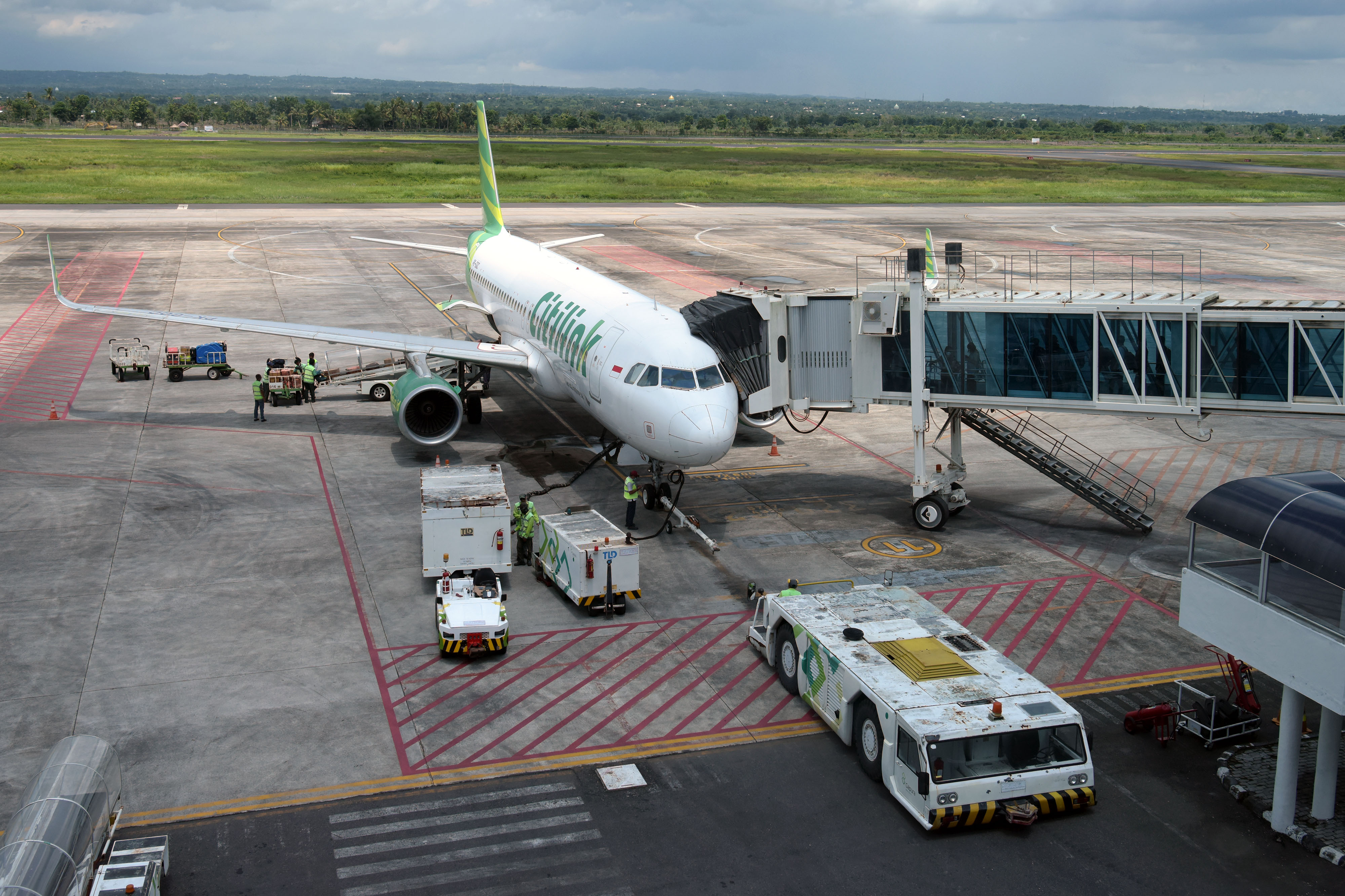 Pesawat Citilink di Bandara Lombok