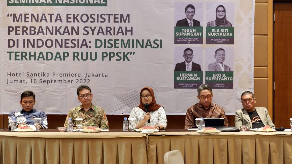 Ela saat menjadi narasumber dalam diskusi bertajuk Menata Ekosistem Perbankan Syariah di Indonesia : Diseminasi Terhadap RUU PPSK, di Jakart