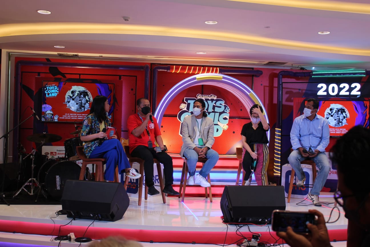 Gramedia x BRI Toys & Comic Land