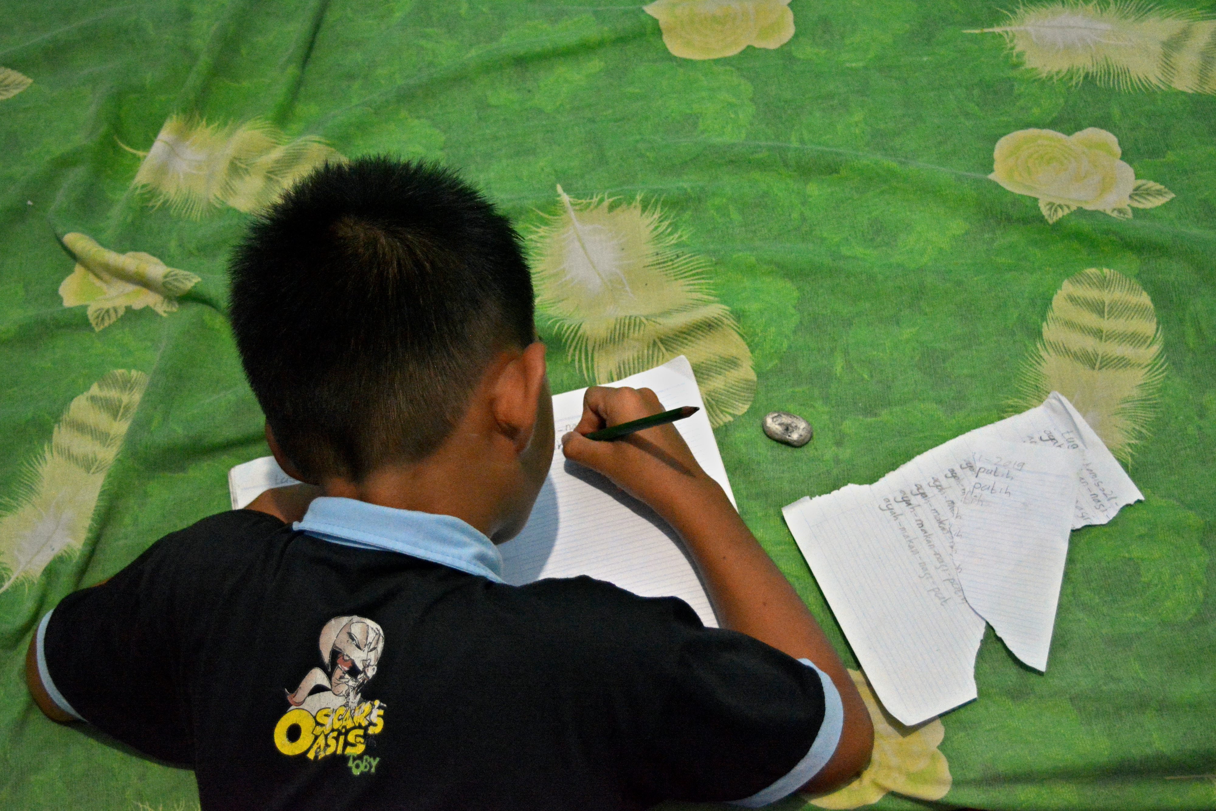 Seorang anak yang terinfeksi HIV/AIDS (ODHA) dalam pengasuhan Rumah Singgah Aira, Semarang, Jawa Tengah.