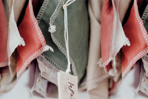 Salah satu produk bran Lepas.