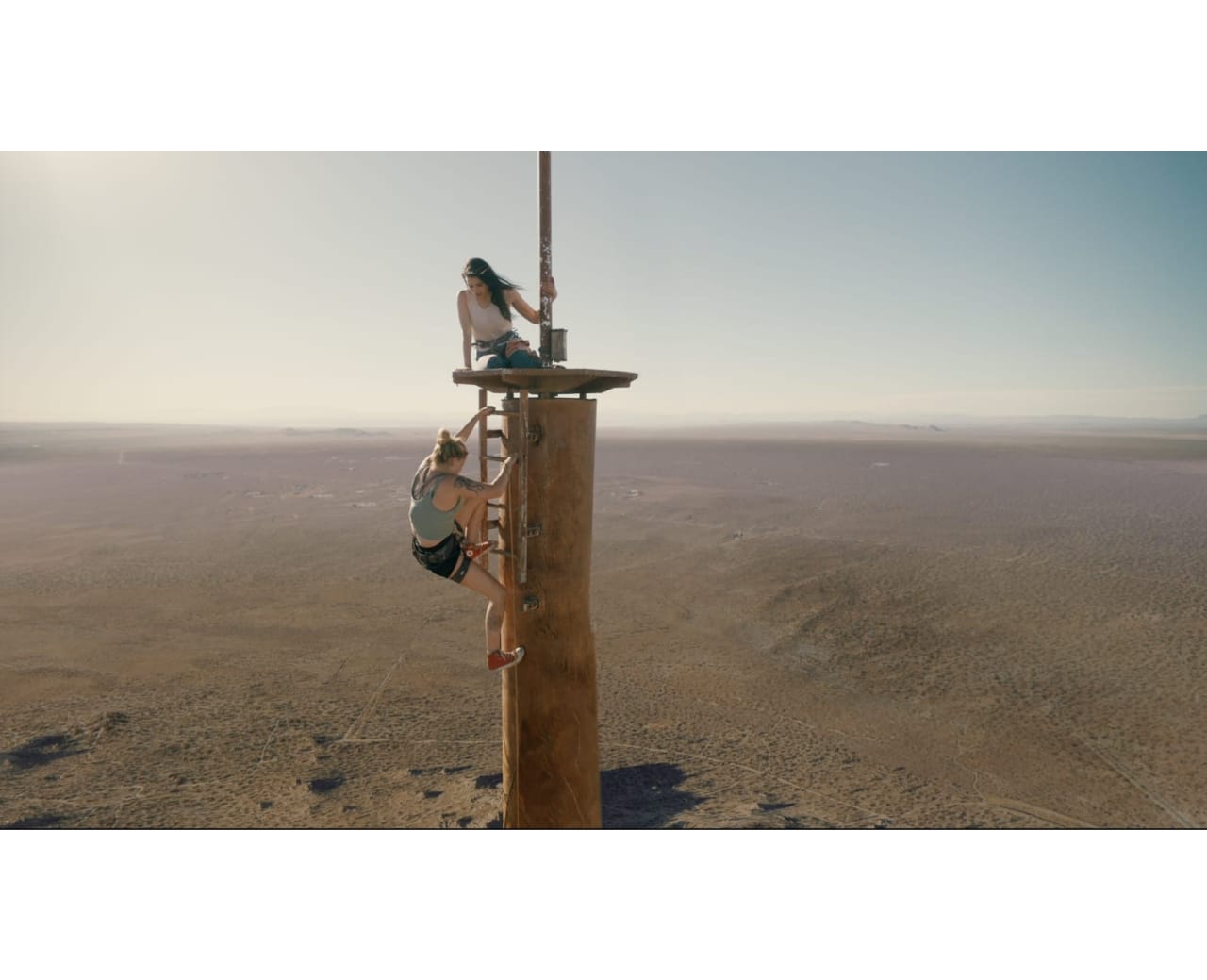 Adegan dalam film Fall (2022).