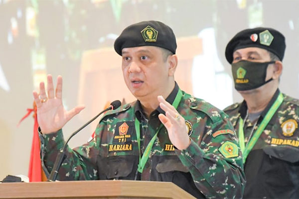 Ketua Umum HIPAKAD Hariara Tambunan