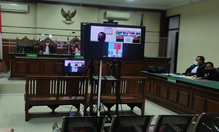 Mantan Bupati Mojokerto Divonis 6 Tahun Penjara