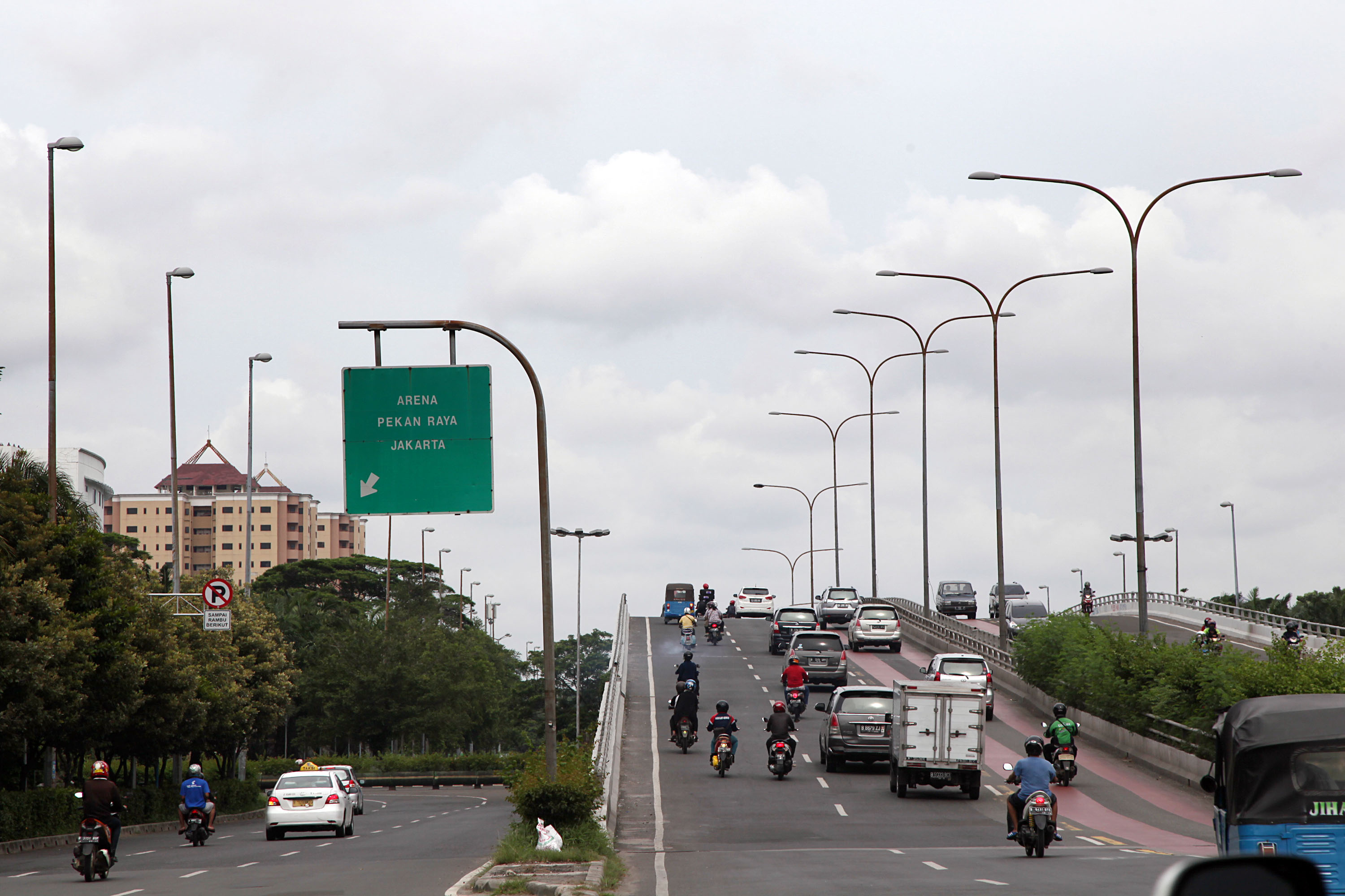 Ilustrasi lampu Penerangan Jalan Umum (PJU)