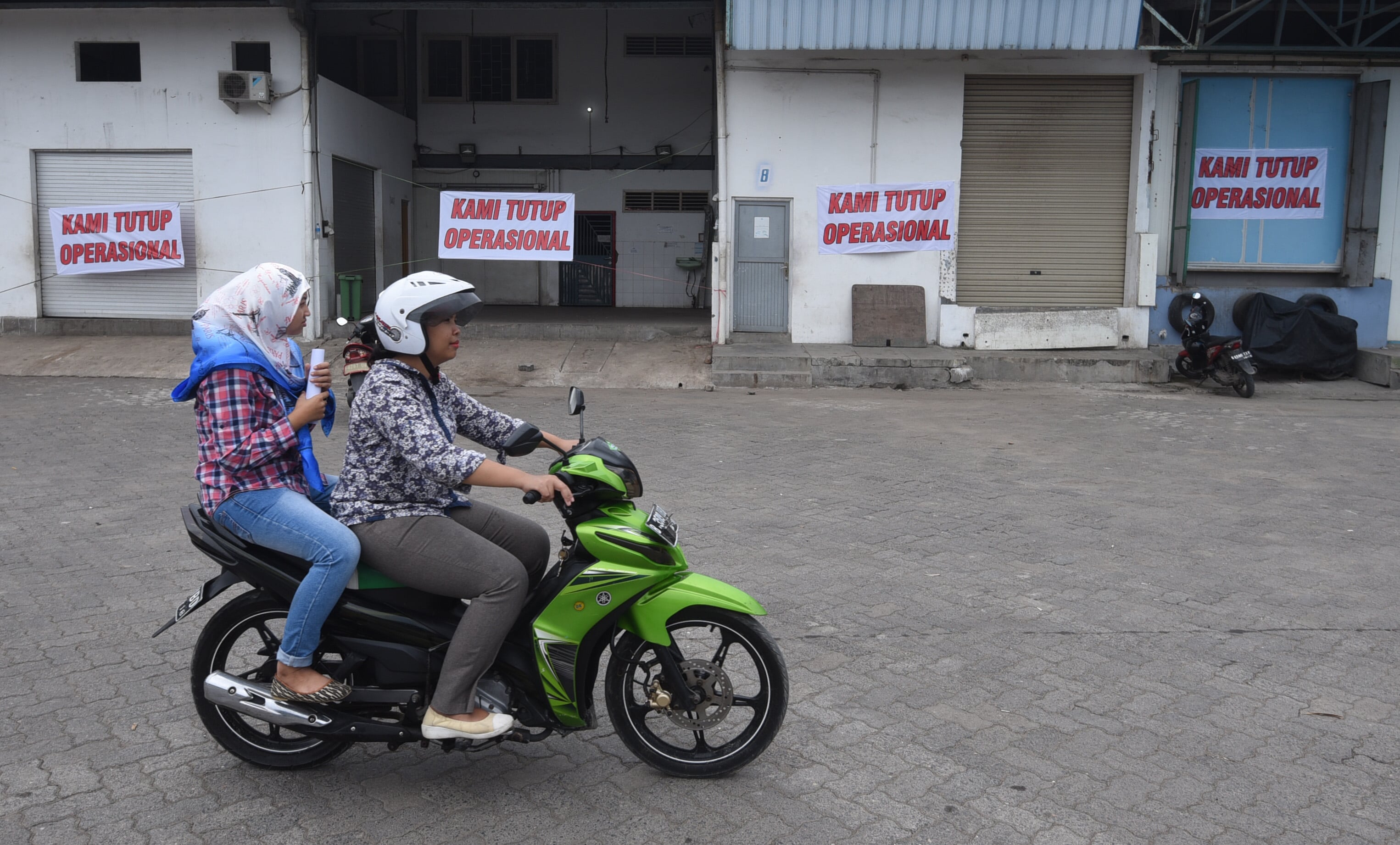 Ilustrasi sepeda motor