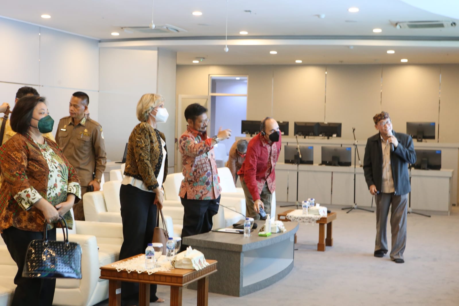 Mentan Syahrul Yasin Limpo menerima kunjungan Direktur Regional Bank Dunia Benoît Bosquet