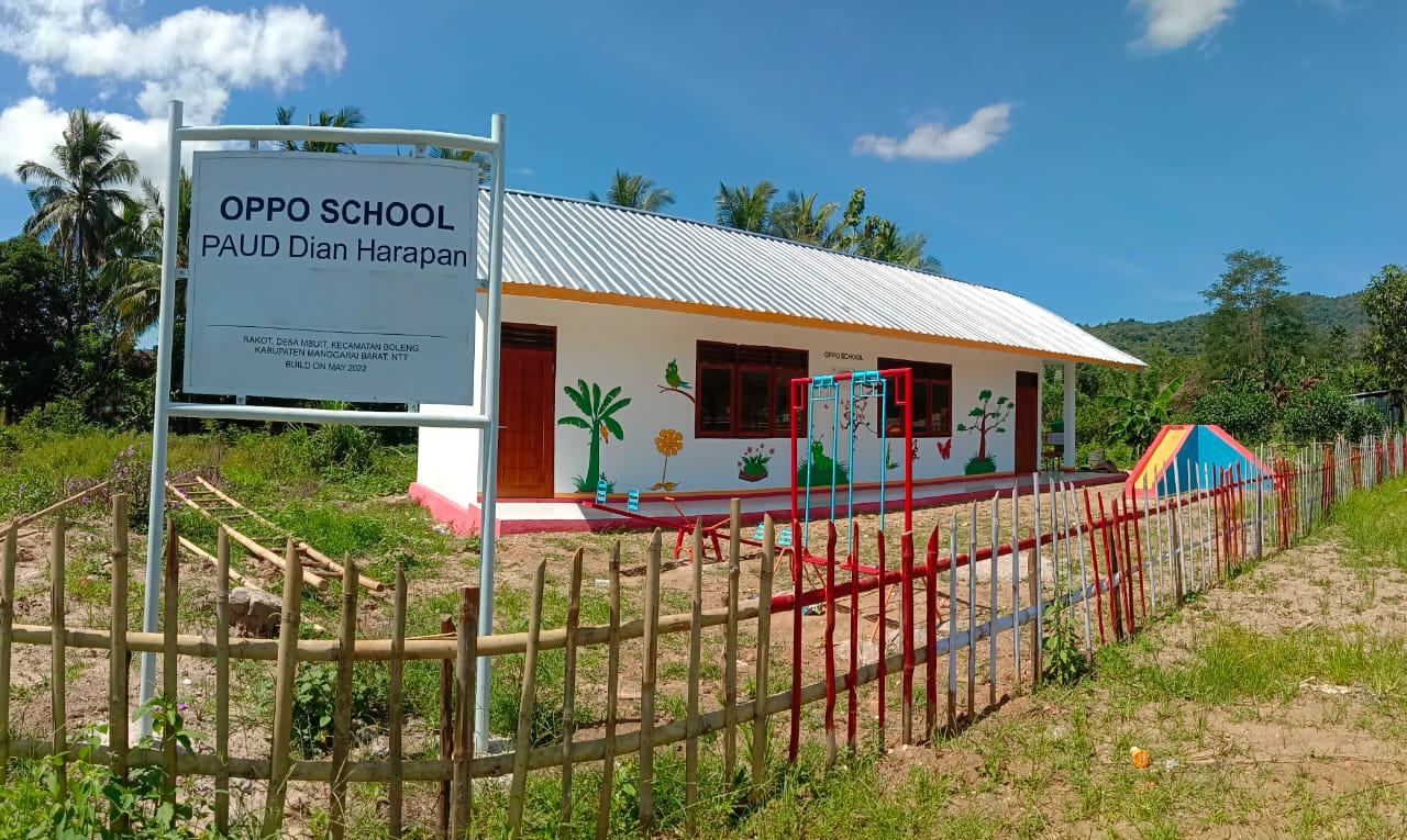 Program Oppo Find School menyelesaikan pembangunan tiga sekolah di Nusa Tenggara Timur.