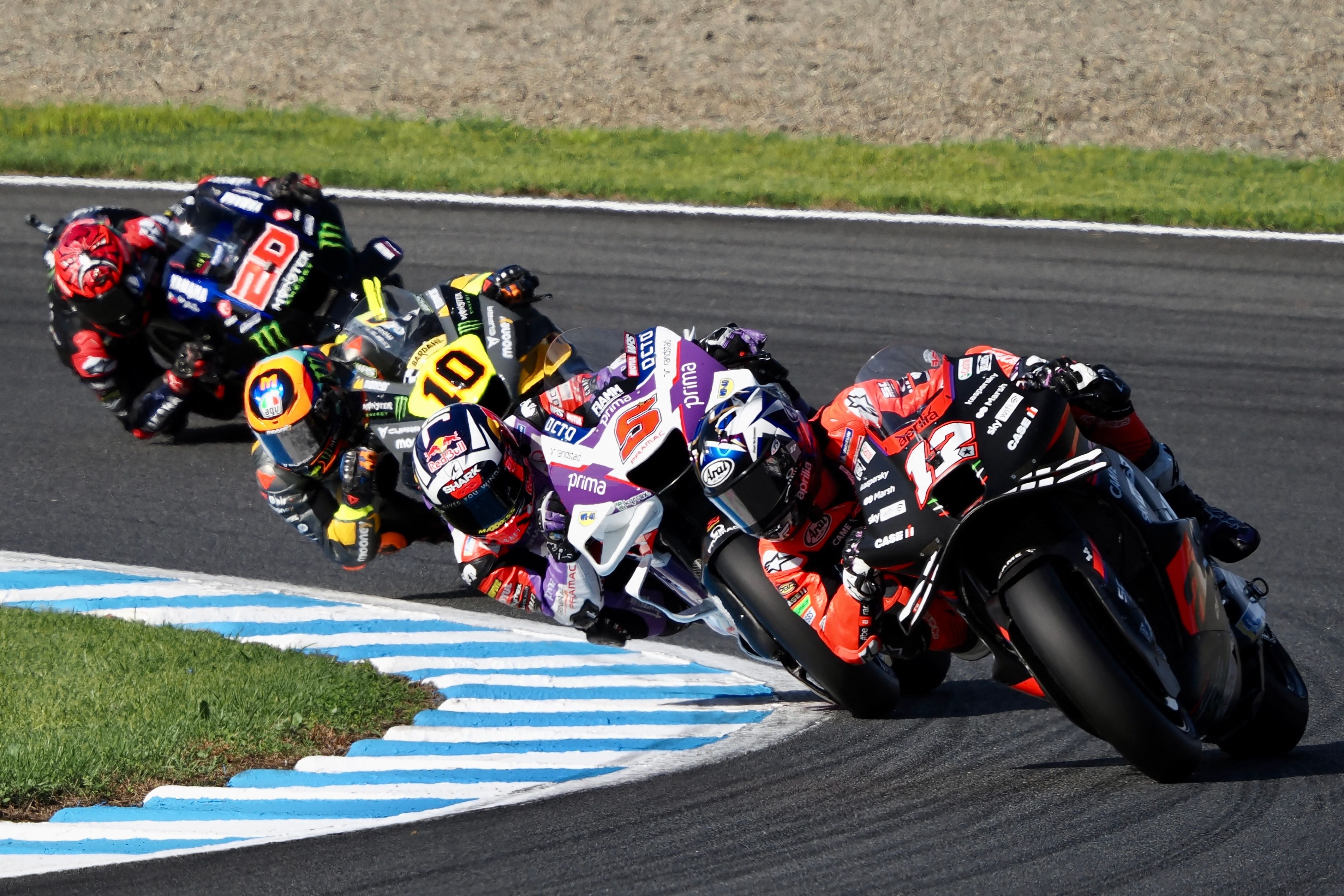 Sejumlah pembalap MotoGP saat berlaga.