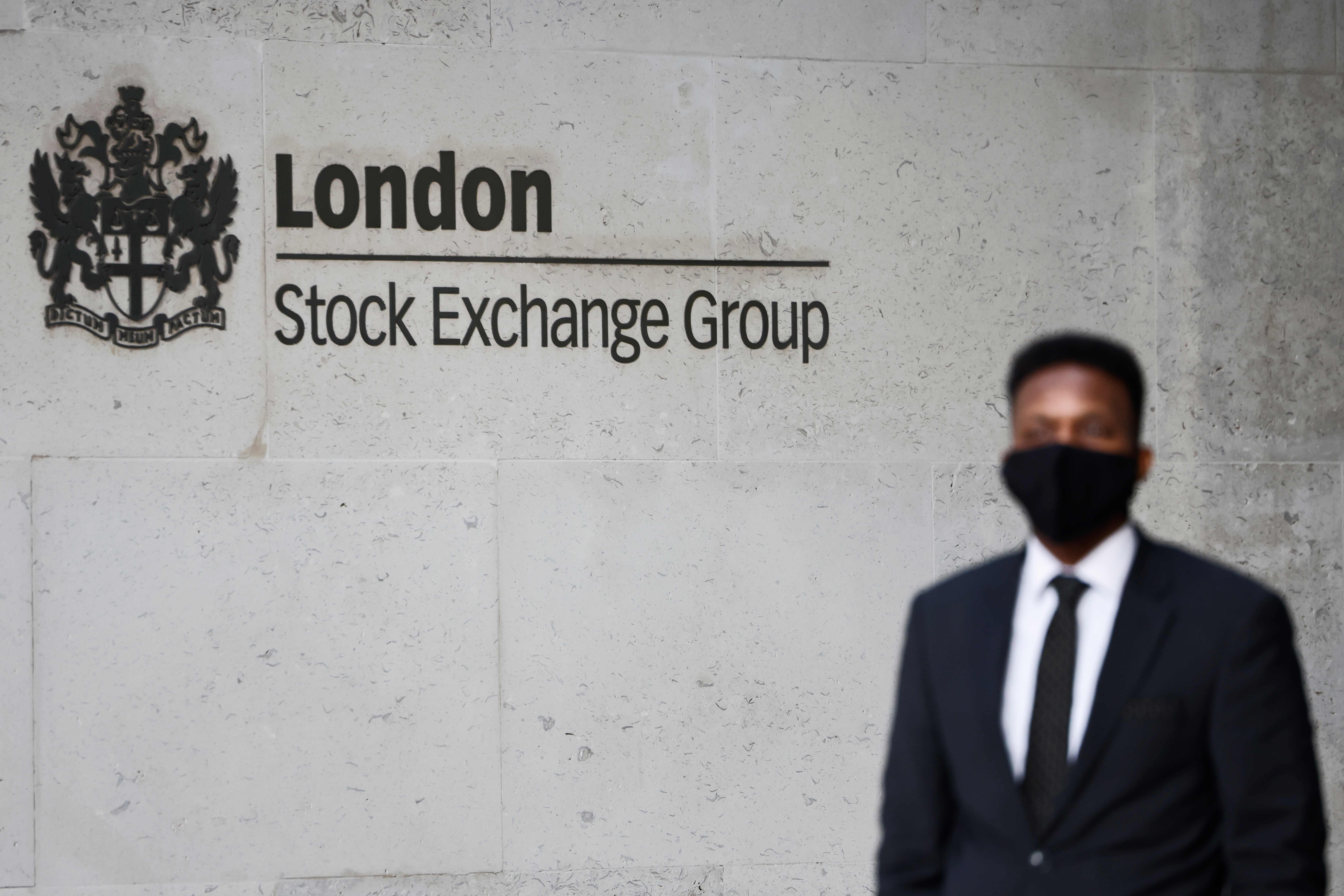 Saham di Bursa London Ditutup di Zona Merah