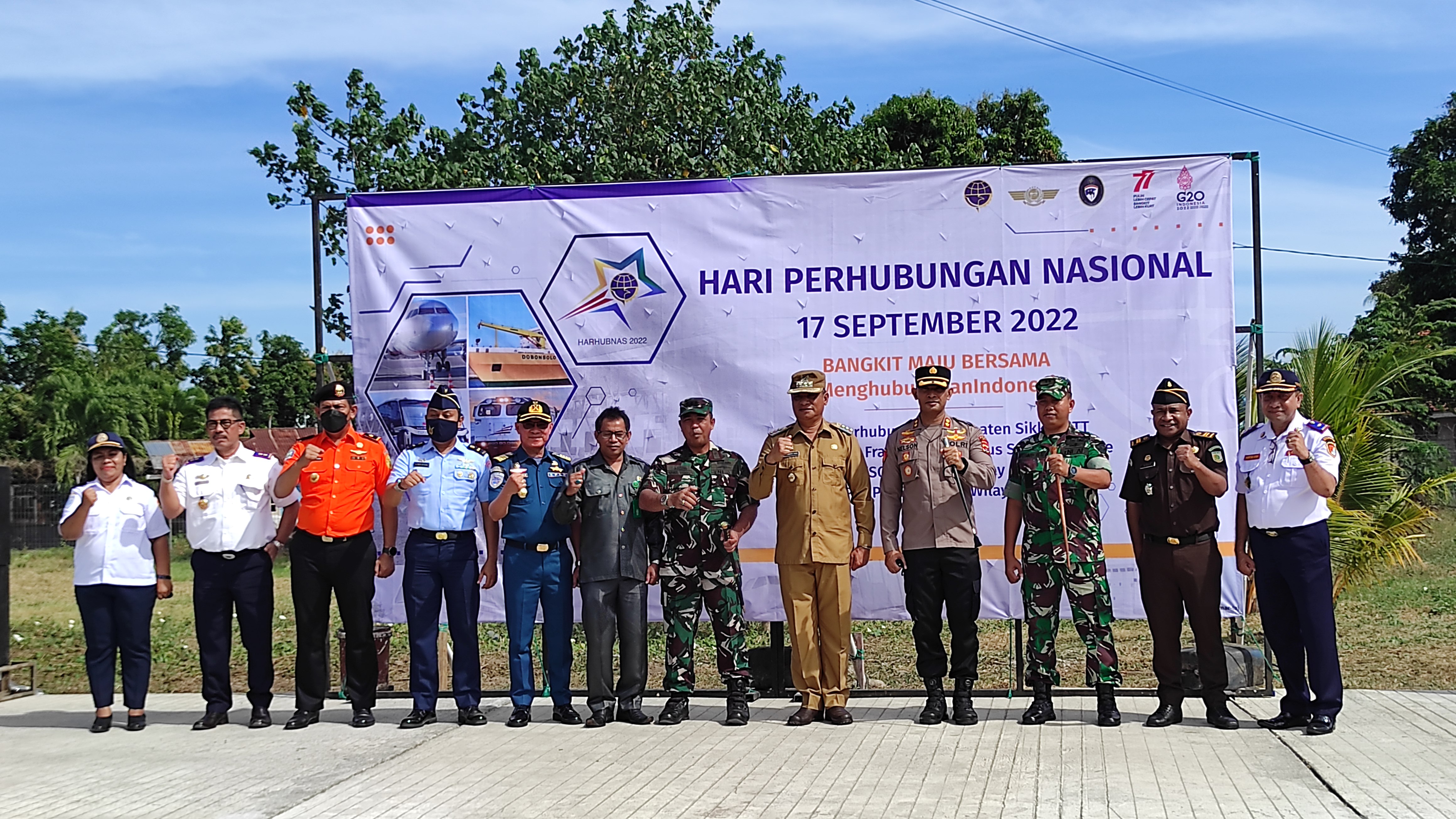 Forkopimda Kabupaten Sikka memperingati Hari Perhubungan Nasional 2022, Sabtu (17/9/2022)