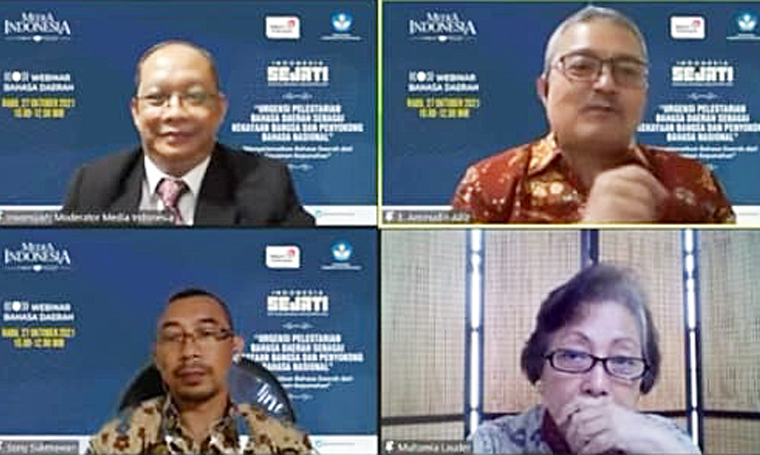  WEBINAR BAHASA INDONESIA: Kepala Badan Pengembangan dan Pembinaan Bahasa Prof E Aminudin Aziz (kanan-atas) dalam sebuah webinar di Jakarta