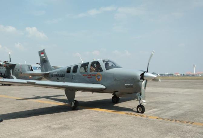 Pesawat latih TNI AL G-36 Bonanza 