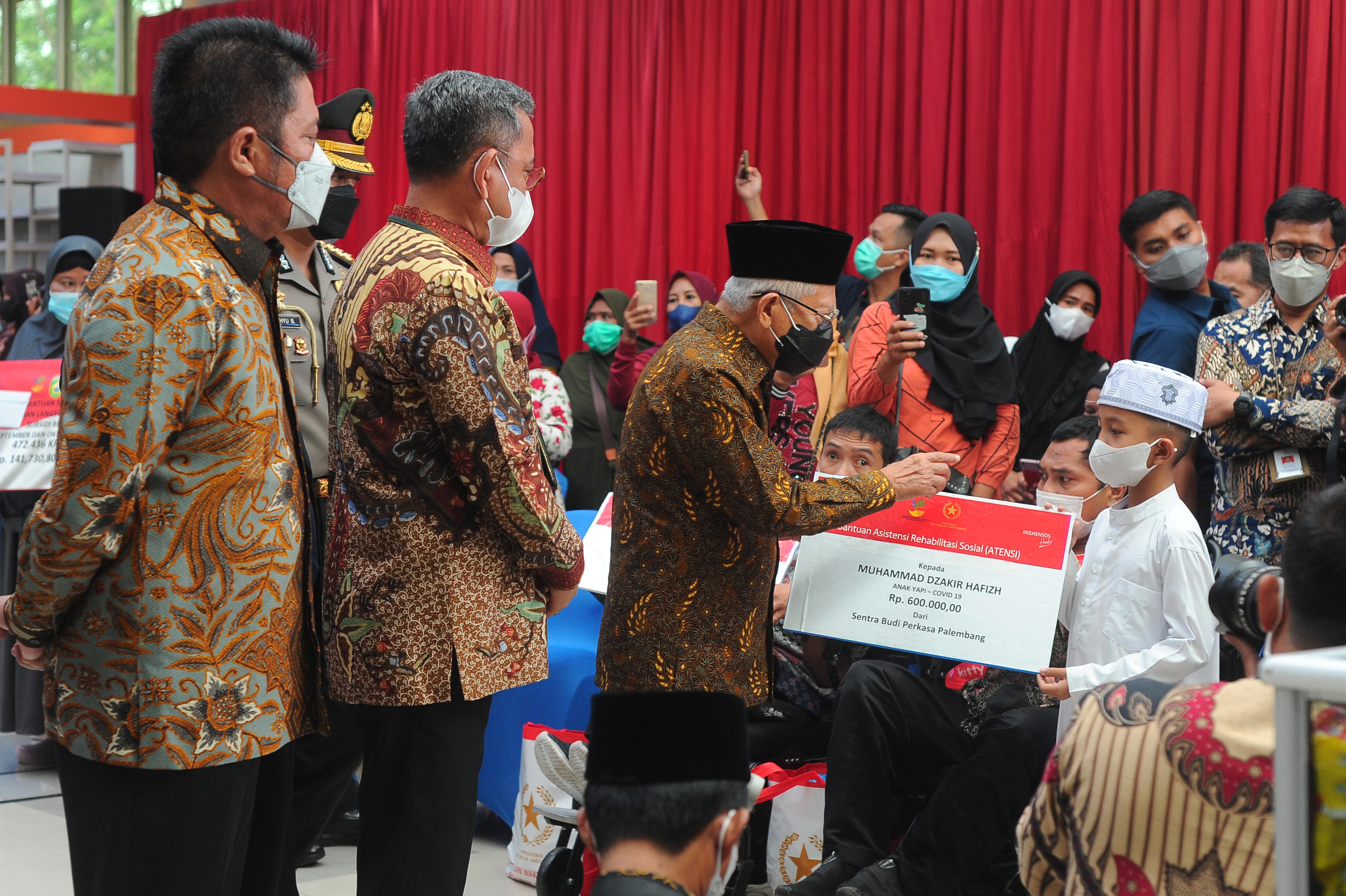 Wapres Minta Suplai dan Rantai Pasok Kebutuhan Pokok Diperkuat untuk Kendalikan Inflasi