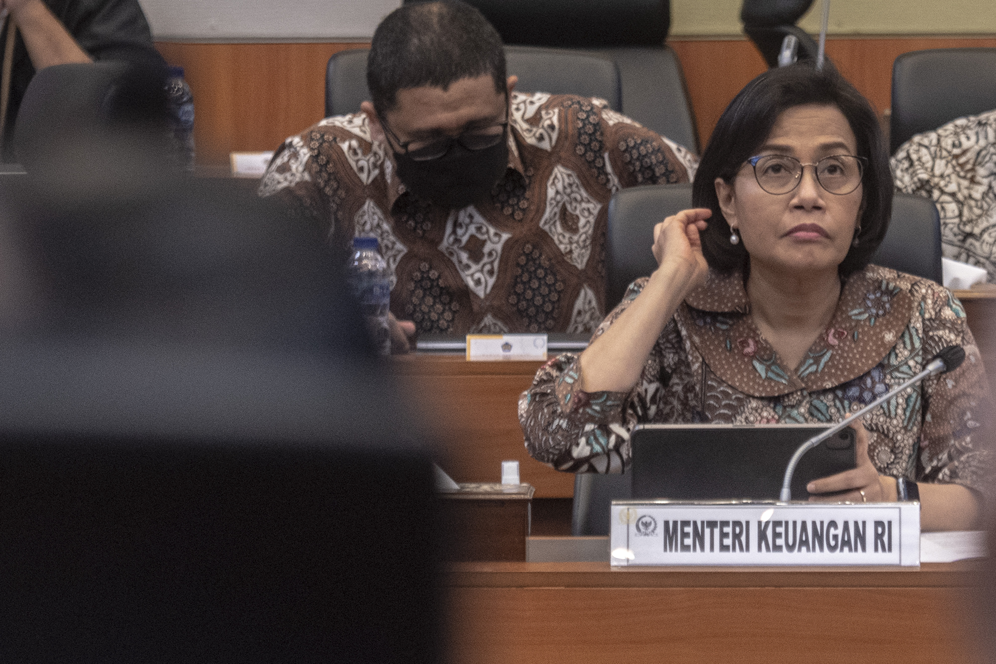 Menteri Keuangan Sri Mulyani mengikuti rapat kerja dengan Banggar DPR RI.
