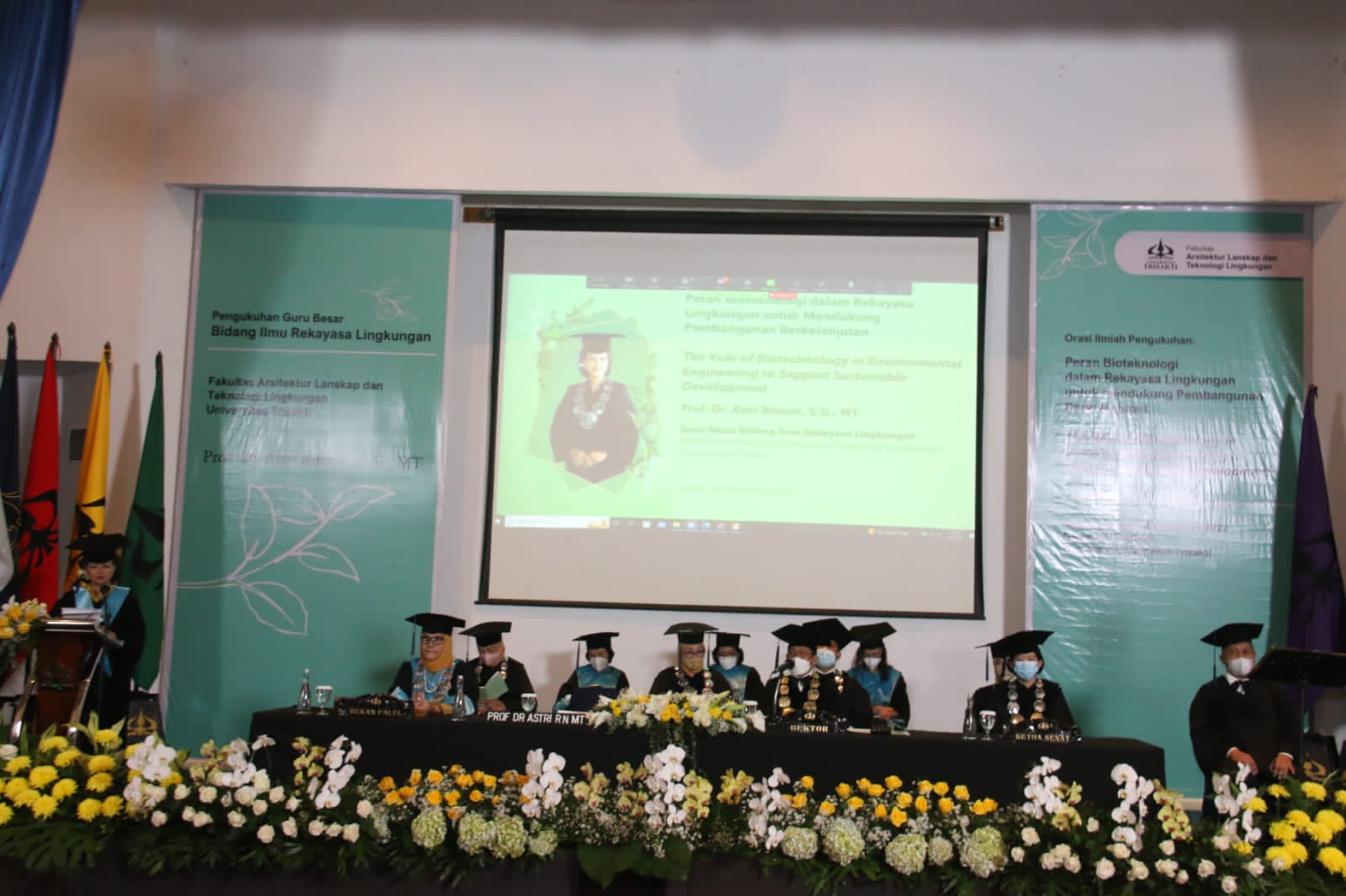 Pengukuhan Prof Astri Rinanti sebagai Guru Besar Bidang Ilmu Rekayasa Lingkungan Universitas Trisakti