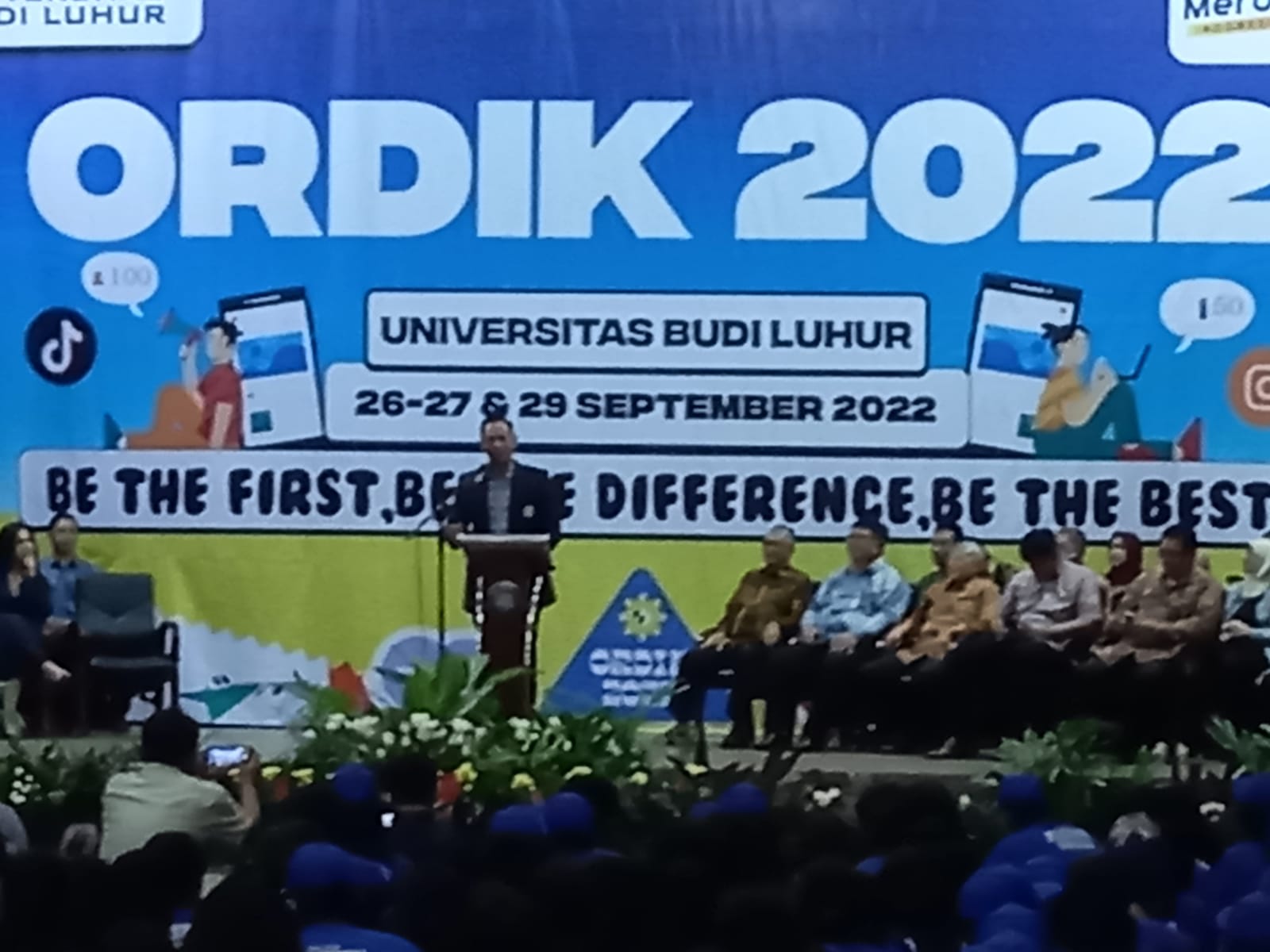 Ketua Umum Partai Demokrat Agus Harimurti Yudhoyono memberikan orientasi pendidikan di Universitas Budi Luhur