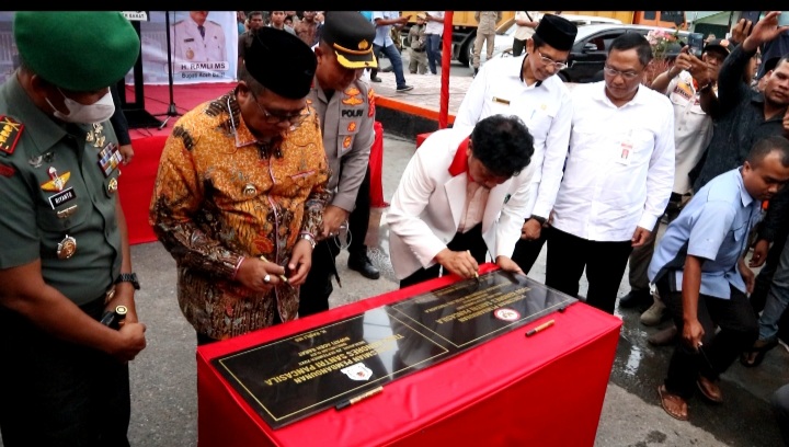 Acara peresmian  Tugu Kongres Santri Pancasila di Meulaboh, Aceh Barat, Kamis (29/09). 