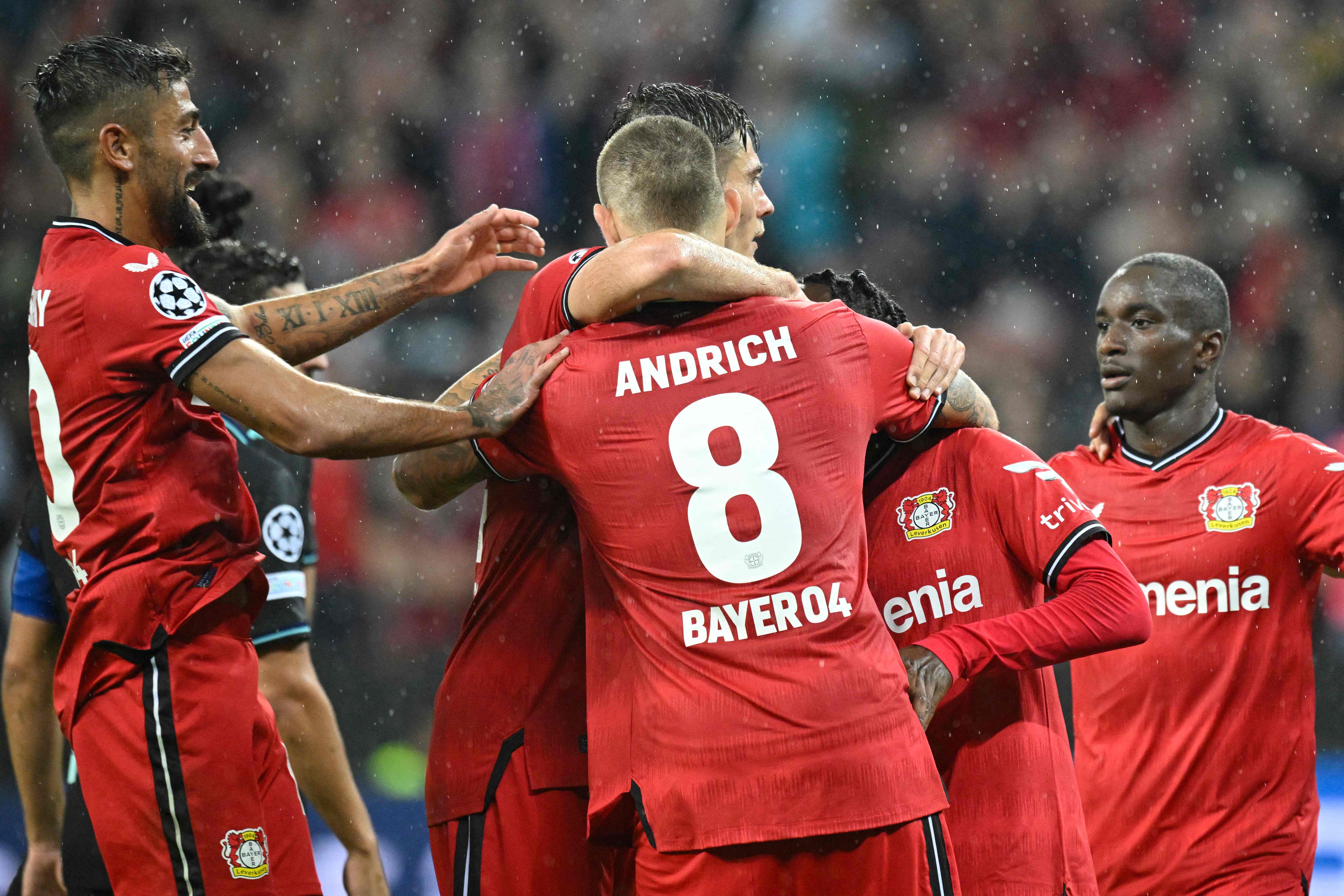 Dua Gol Larut Antar Leverkusen Tundukkan Atletico Madrid