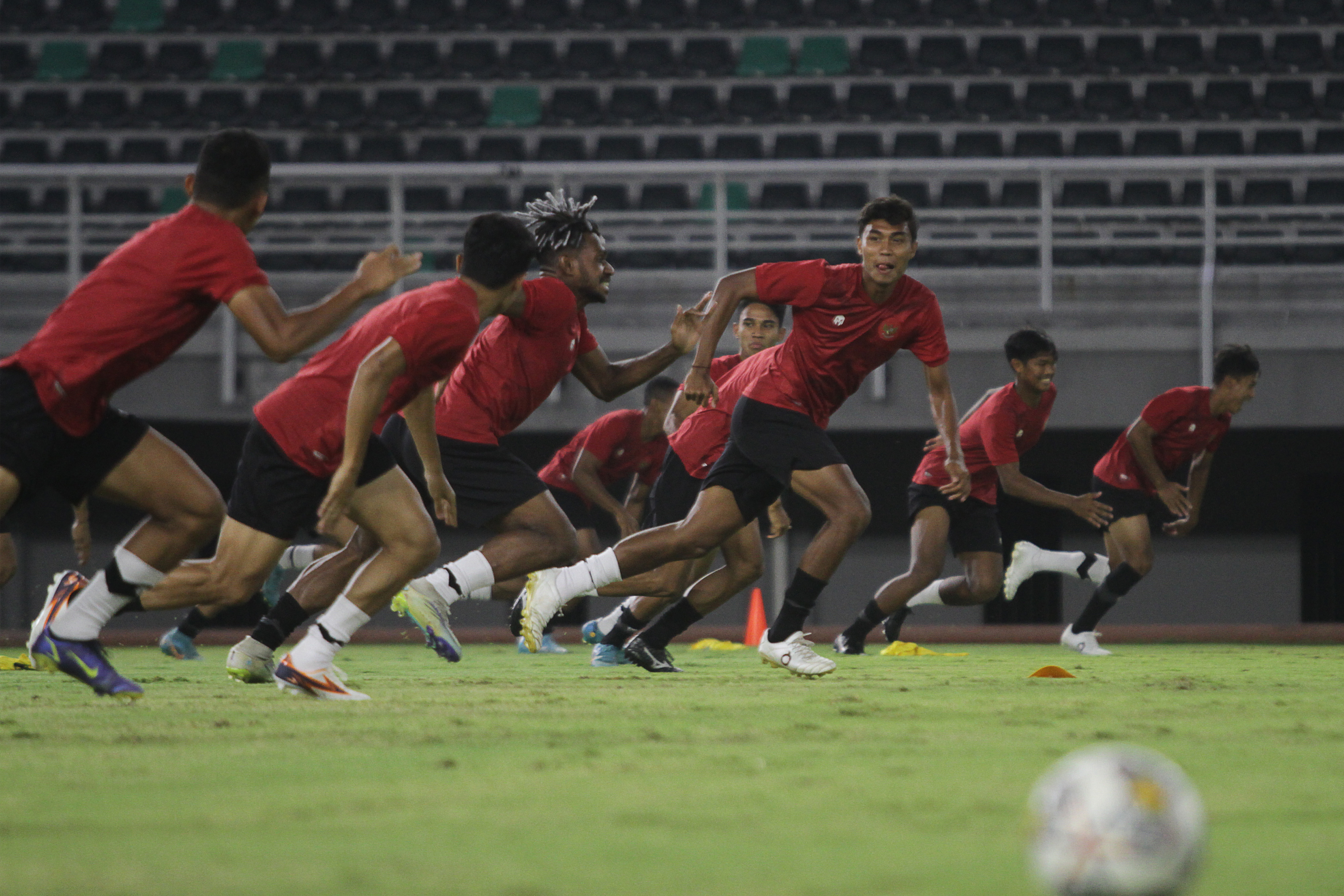 Sejumlah pemain Timnas melakukan latihan guna menghadapi laga kualifikasi Piala Asia U-20