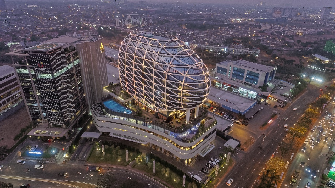 Harga yang ditawarkan apabila melakukan pembelian melalui website resmi Hotel JHL Solitaire akan mendapatkan garansi harga terbaik.