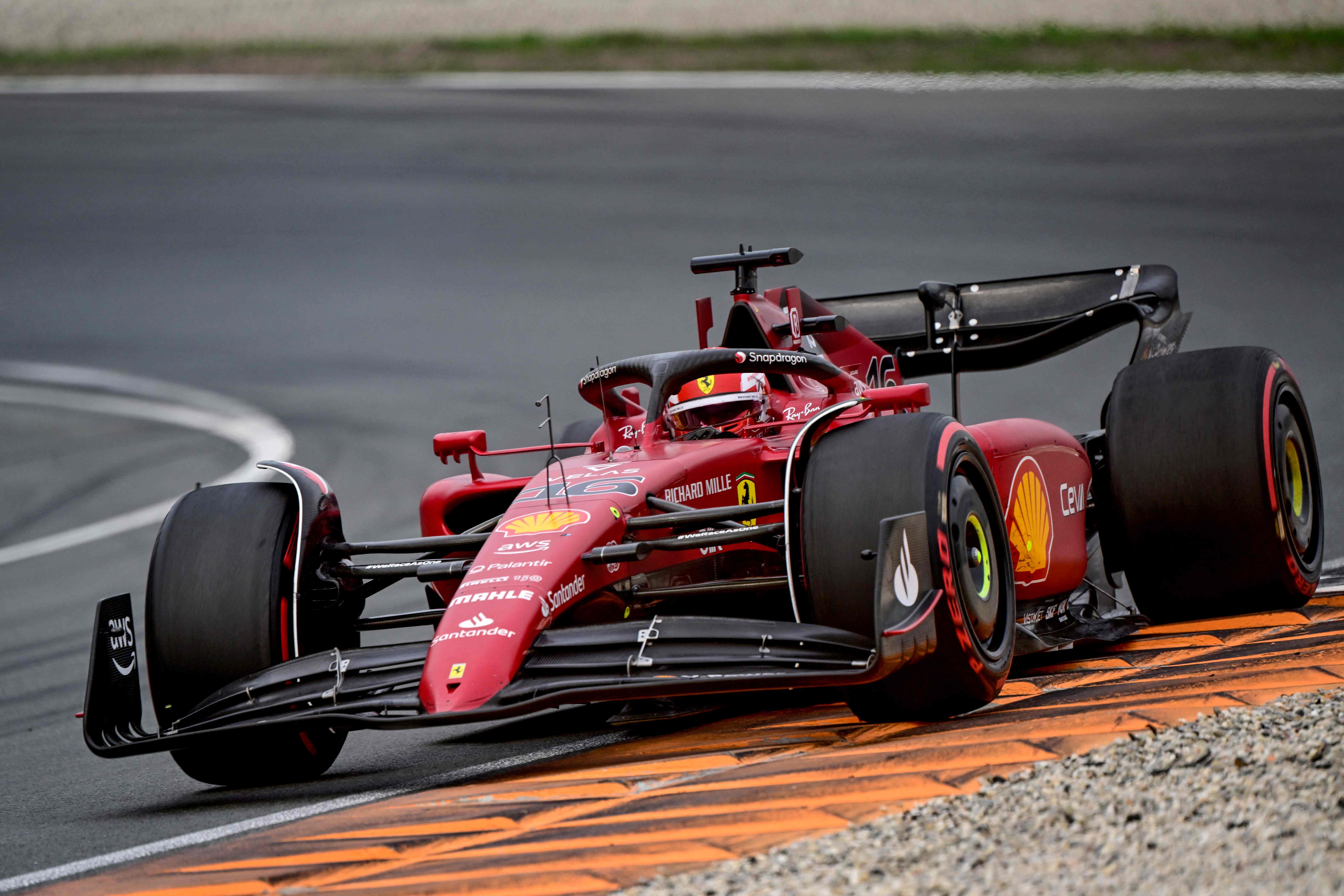 Pembalap Ferrari Charles Leclerc