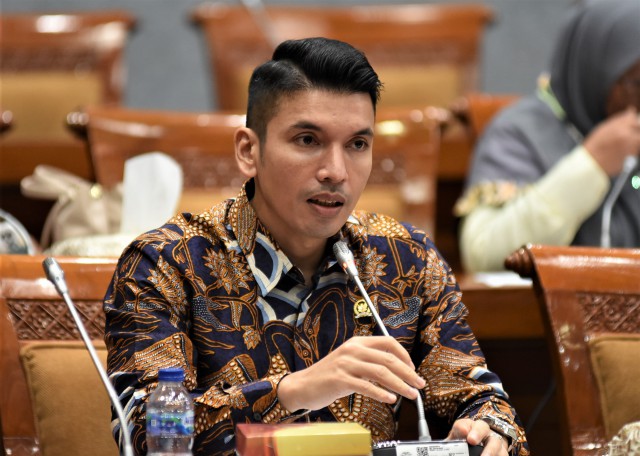 DPR Sarankan  Menparekraf Kolaborasi Dorong Pertumbuhan Pariwisata dan Ekraf