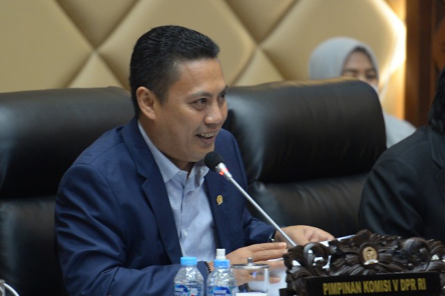 Wakil Ketua Komisi V DPR RI Andi Iwan Darmawan Aras 