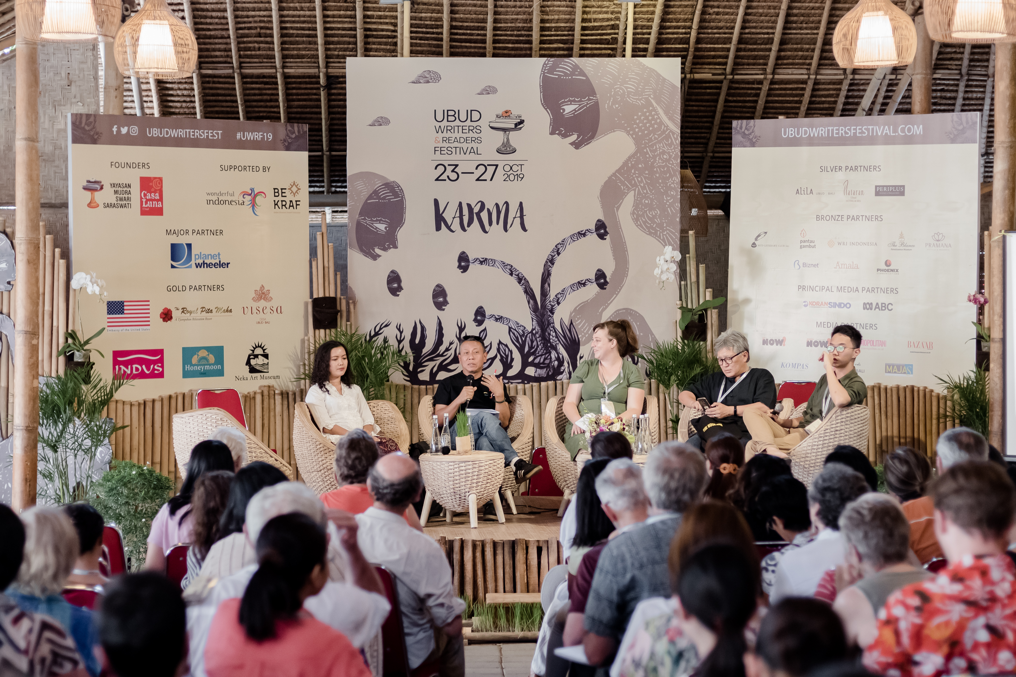 Kegiatan Ubud Writers & Readers Festival (UWRF) 2022 menawarkan lebih dari 50 panel diskusi.