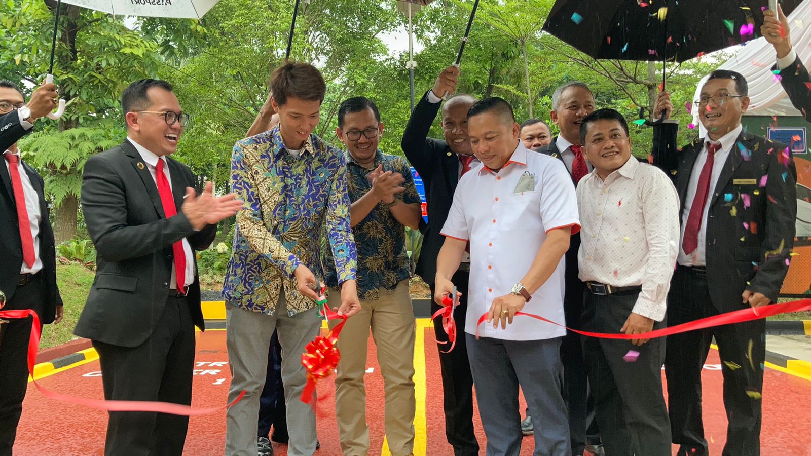 Acara Peresmian Fasilitas Stasiun Pengisian Mobil Listrik di Lorin Sentul Hotel, Bogor. 