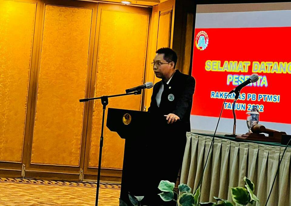 Ketua Umum PB PTMSI Peter Layardi Lay.