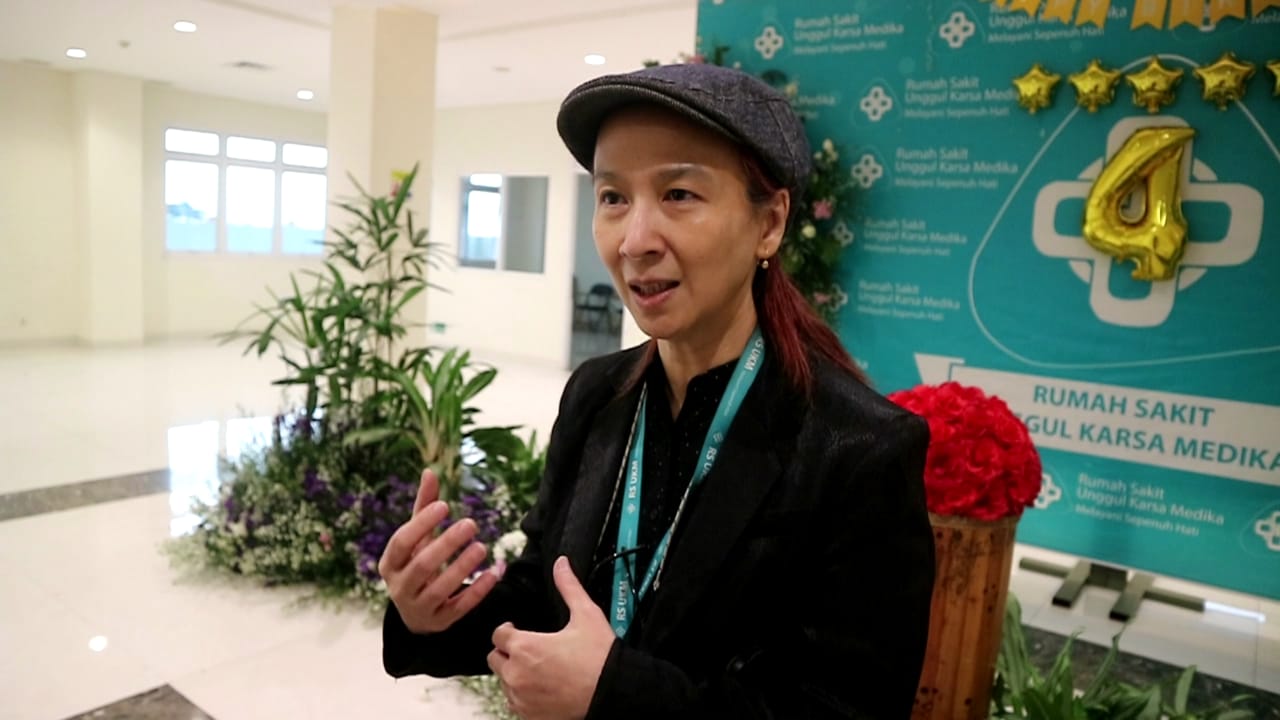 Direktur Utama Rumah Sakit Unggul Karsa Medika Bandung, Theresia Monica Raharjo.